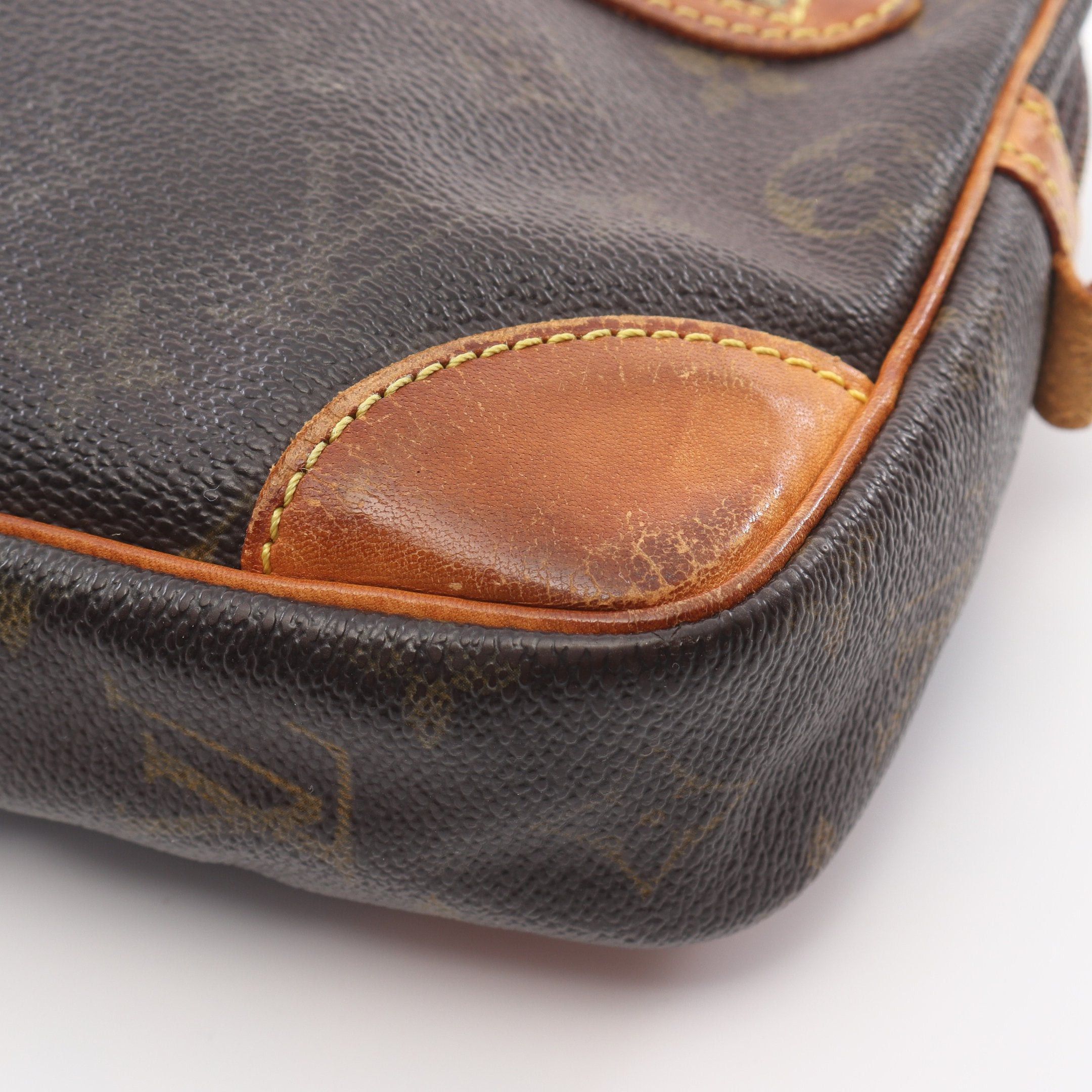 Louis Vuitton Louis Vuitton Marly Dragonne Monogram Clutch Bag Second Leather Brown Size ONE SIZE - 7 Thumbnail