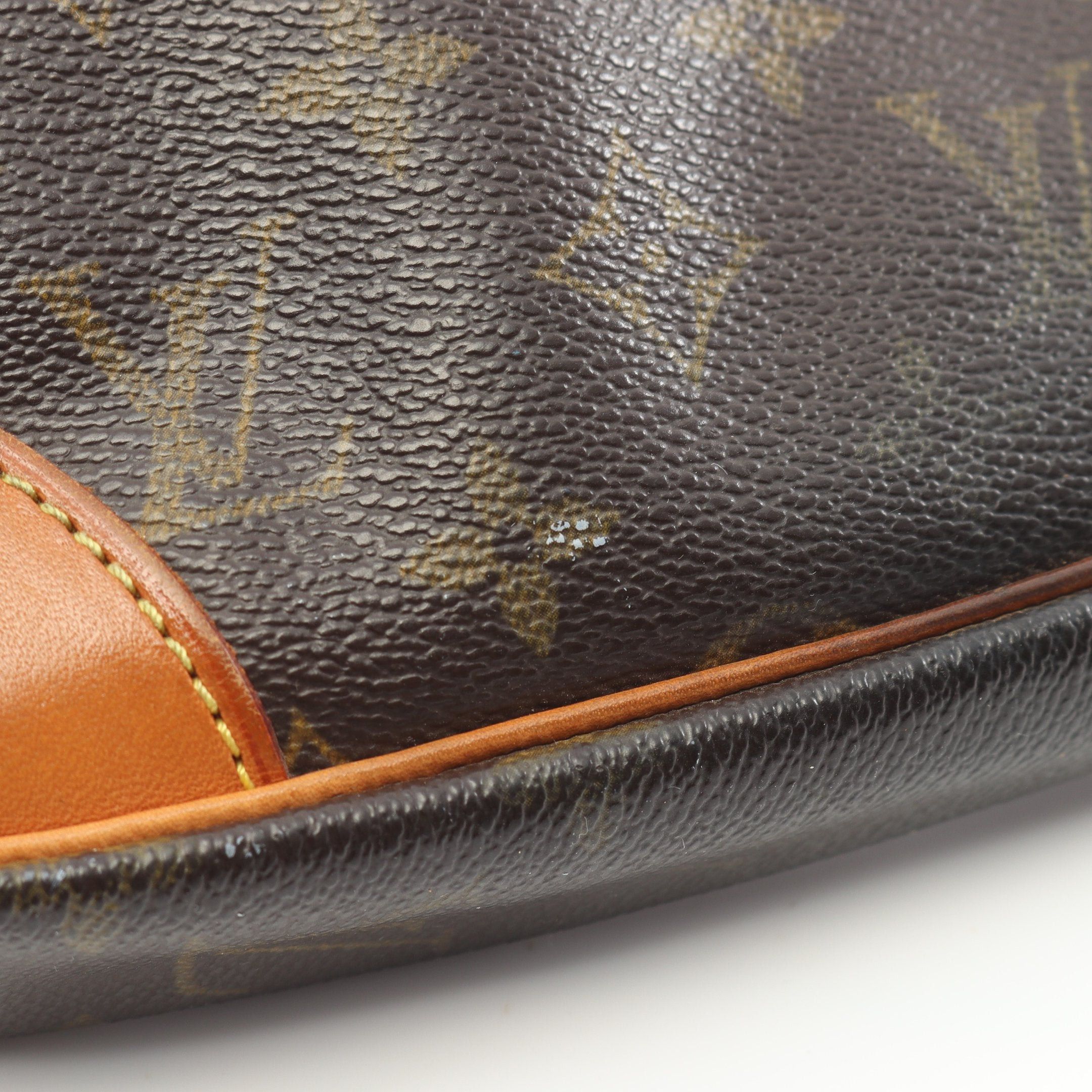 Louis Vuitton Louis Vuitton Marly Dragonne Monogram Clutch Bag Second Leather Brown Size ONE SIZE - 14 Thumbnail