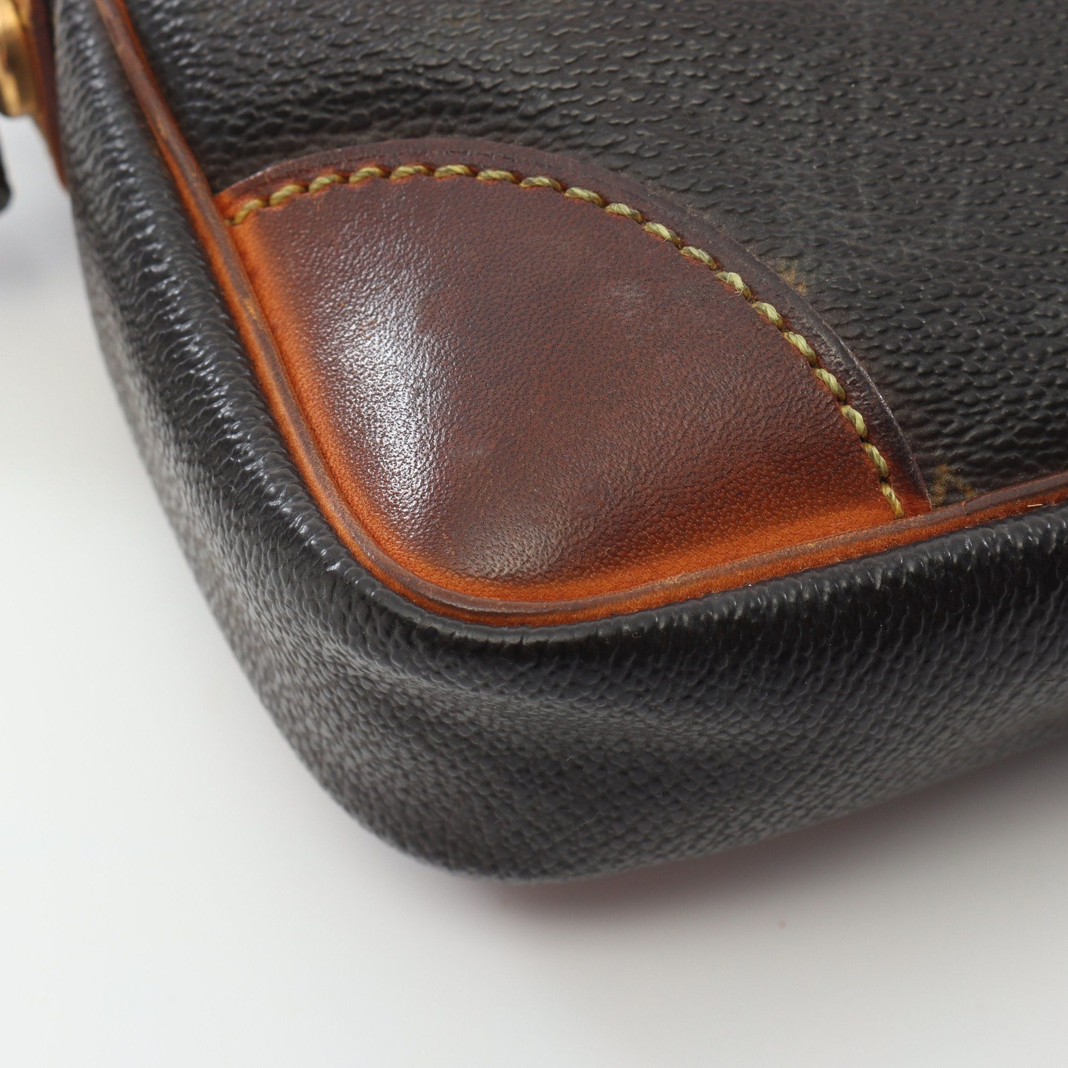 Louis Vuitton Louis Vuitton Marly Dragonne Monogram Clutch Bag Second Leather Brown Size ONE SIZE - 7 Thumbnail