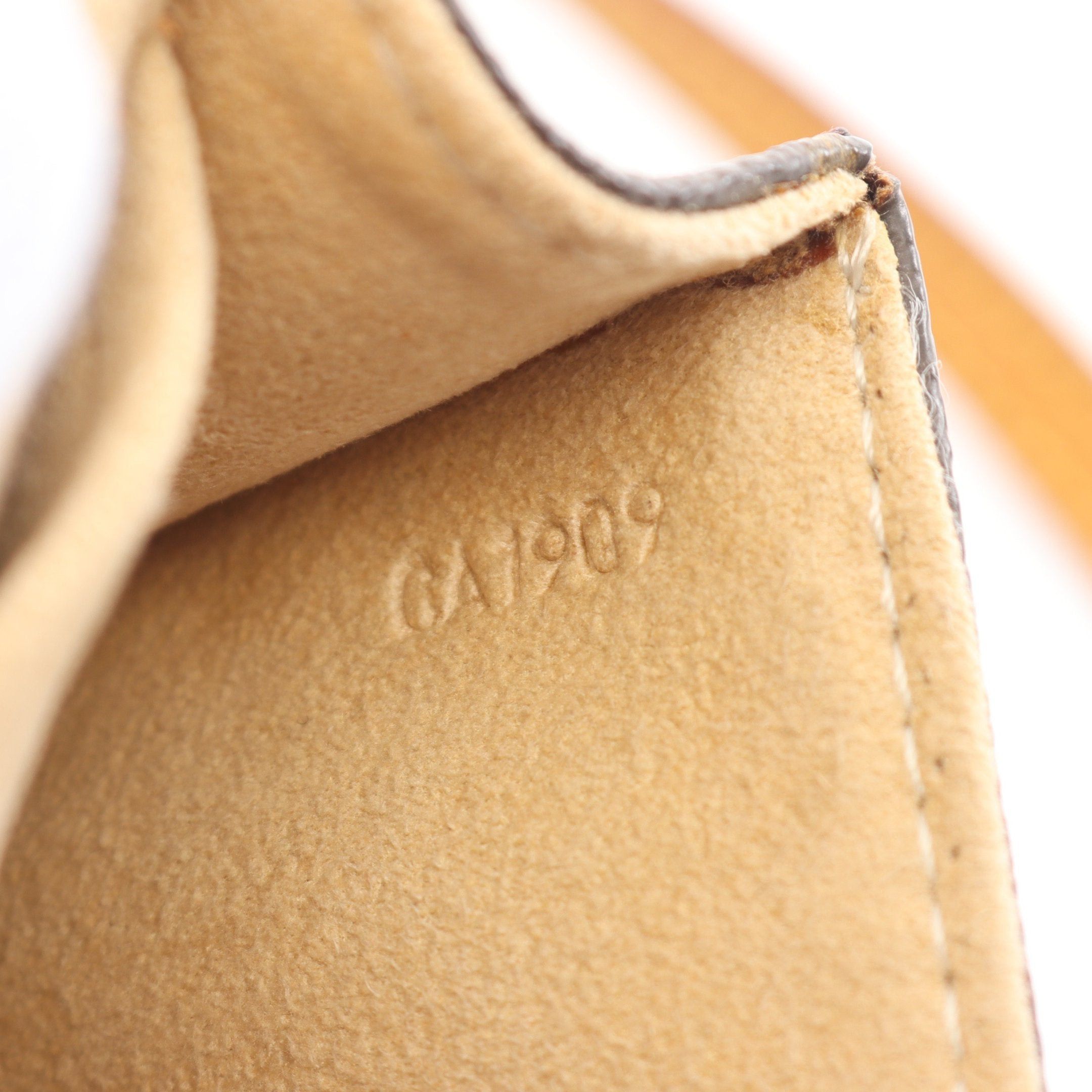Louis Vuitton Louis Vuitton Pochette Twin Gm Monogram Shoulder Bag Leather Brown Size ONE SIZE - 5 Thumbnail