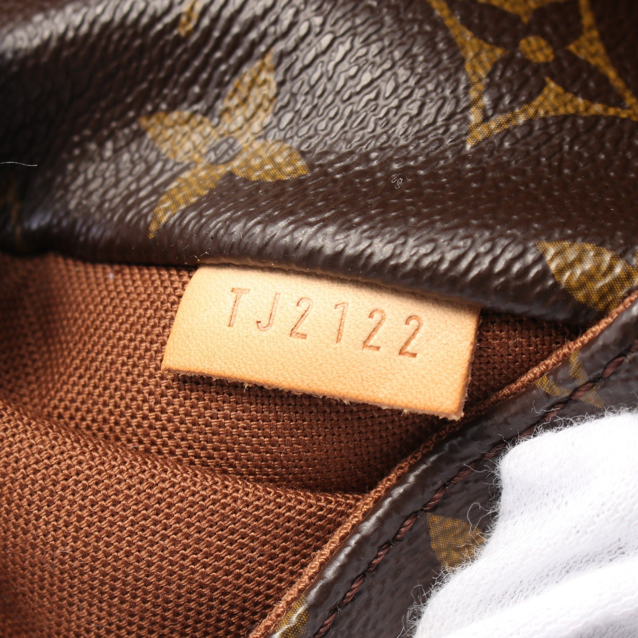 Louis Vuitton Louis Vuitton Totally Mm Monogram Shoulder Bag Tote Leather Brown Size ONE SIZE - 5 Thumbnail