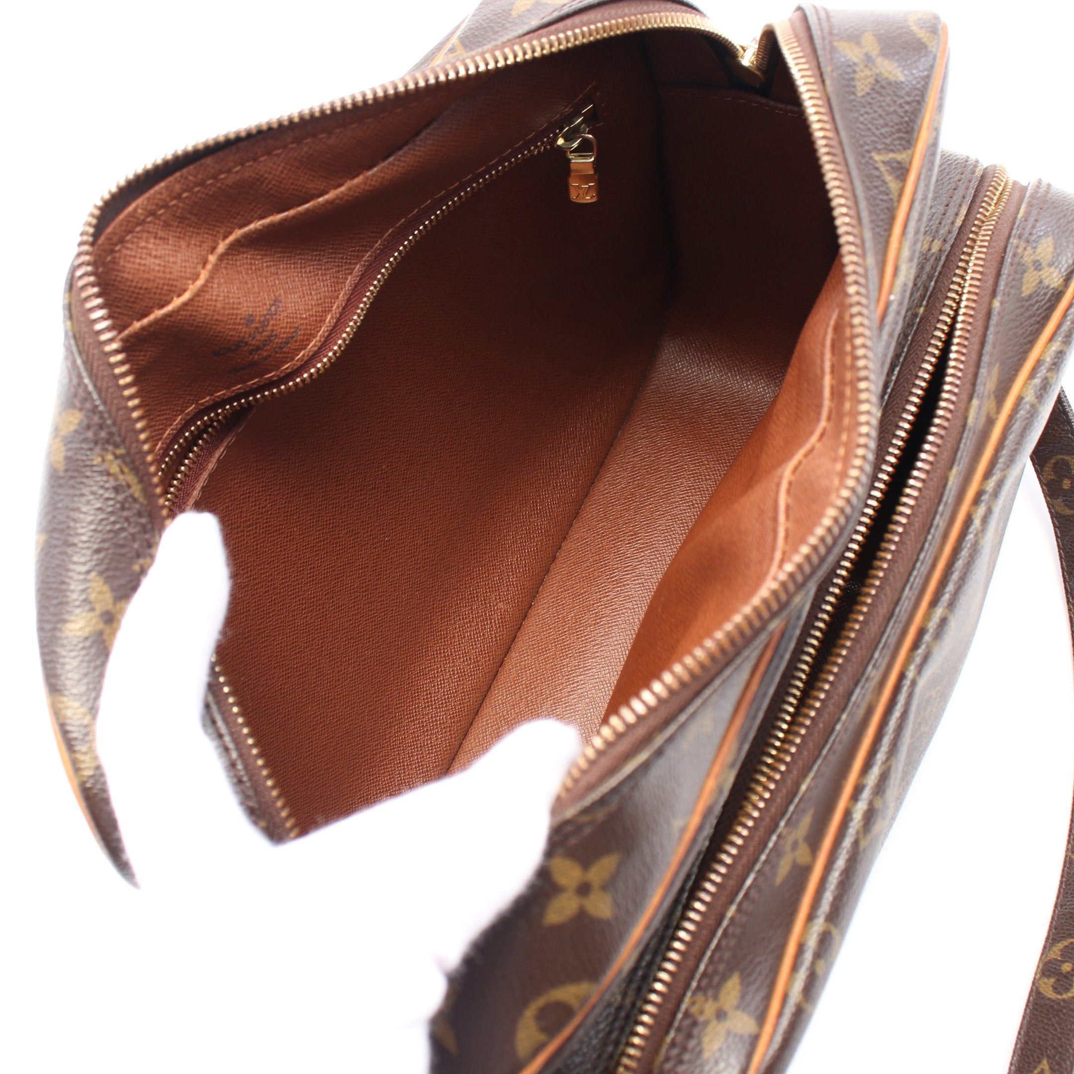 Louis Vuitton Louis Vuitton Nil Monogram Shoulder Bag Leather Brown Size ONE SIZE - 3 Thumbnail