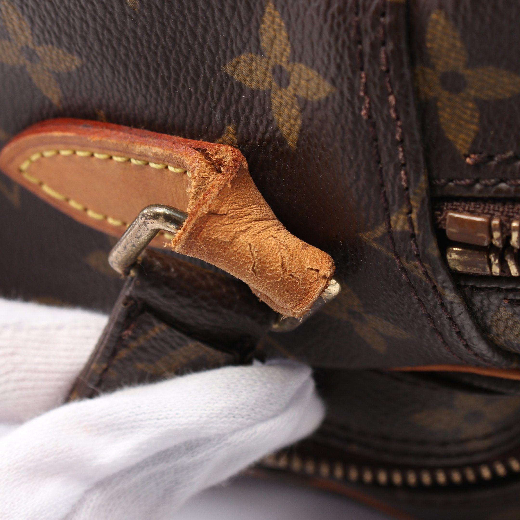 Louis Vuitton Louis Vuitton Nil Monogram Shoulder Bag Leather Brown Size ONE SIZE - 7 Thumbnail