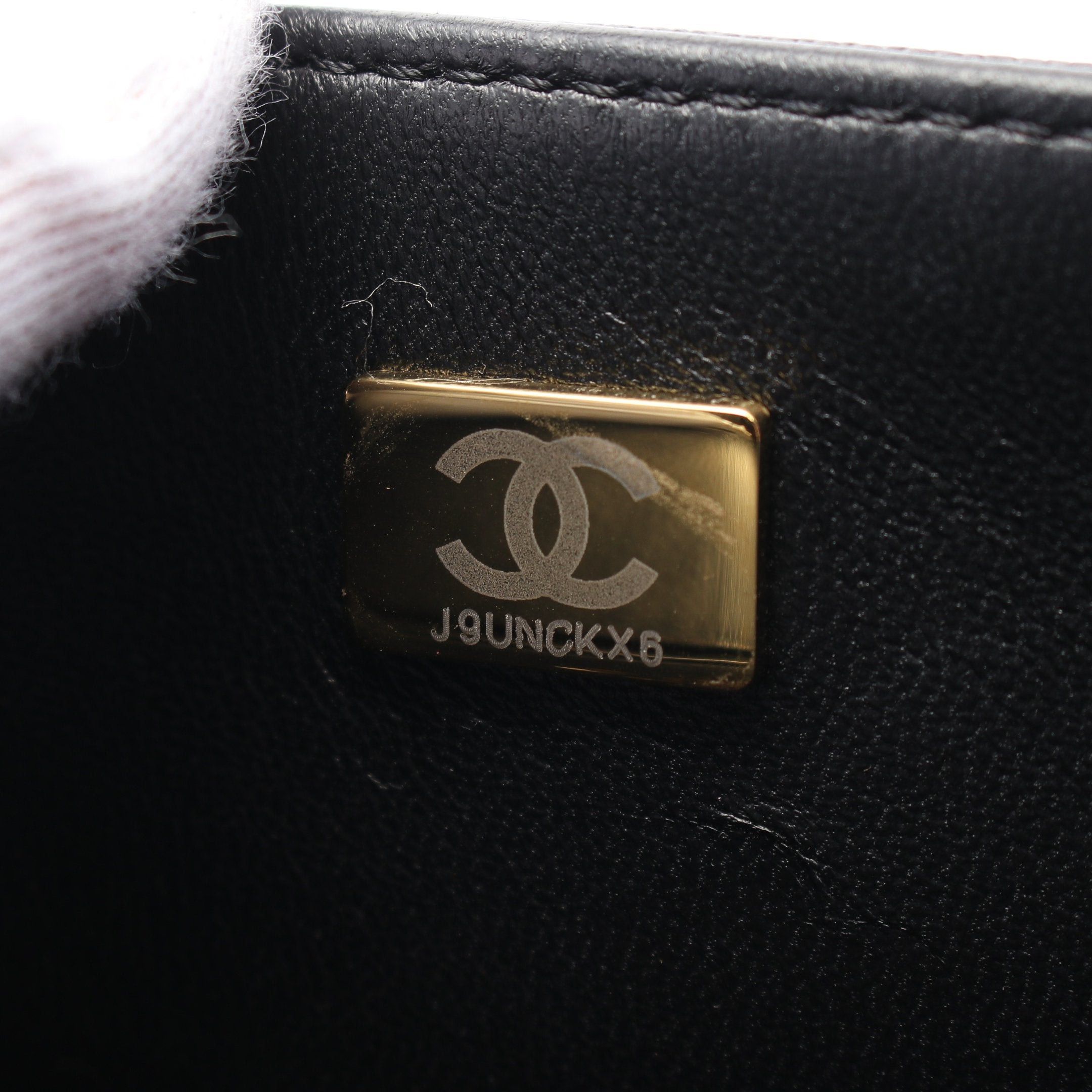 Chanel Chanel Boy Chanel Small Chain Shoulder Bag Caviar Skin Black Gold Hardware Size ONE SIZE - 5 Thumbnail