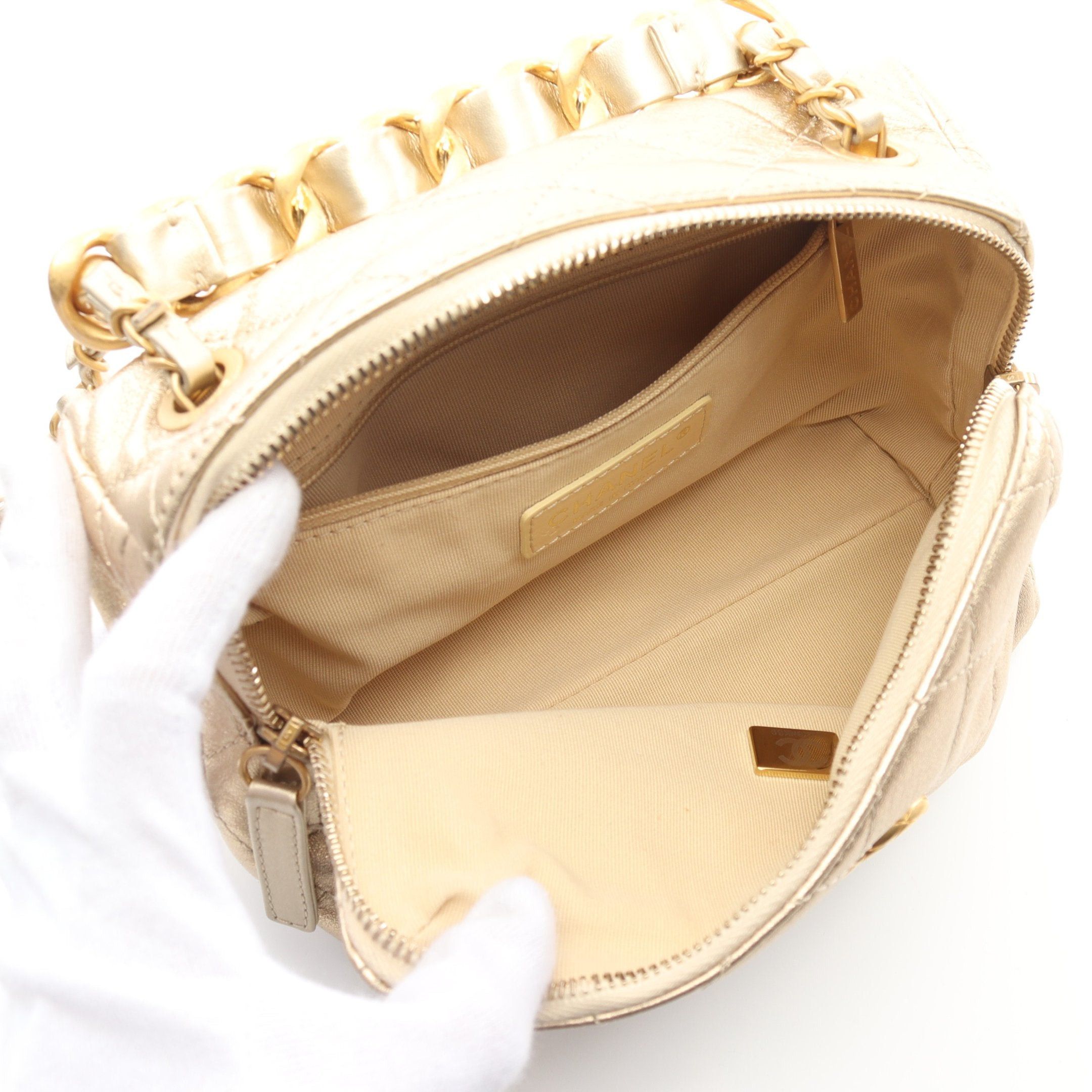 Chanel Chanel Matelasse Chain Shoulder Bag Leather Champagne Gold Hardware Size ONE SIZE - 3 Thumbnail