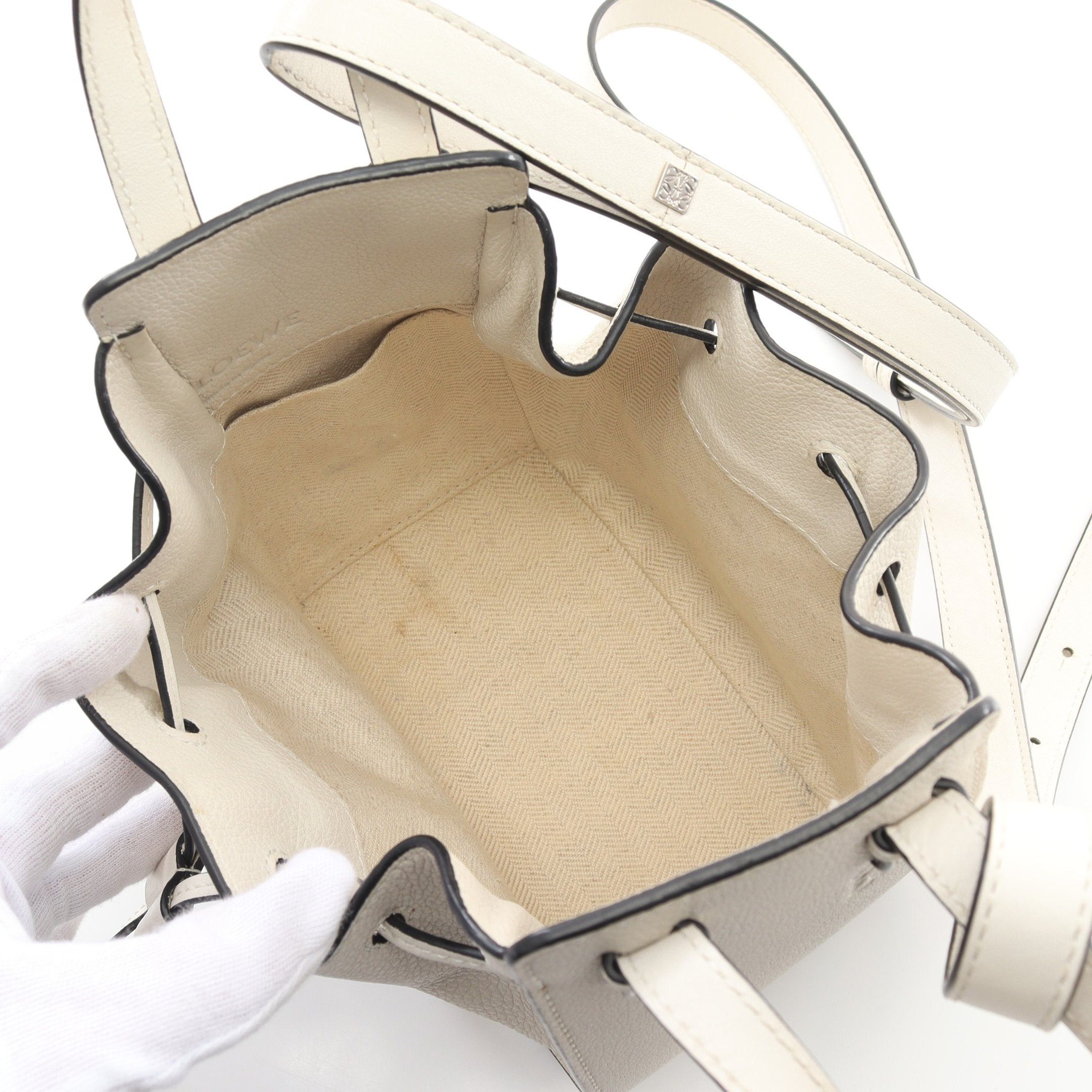 Loewe Loewe Hammock Drawstring Bag Mini Handbag Leather Off White Size ONE SIZE - 3 Thumbnail