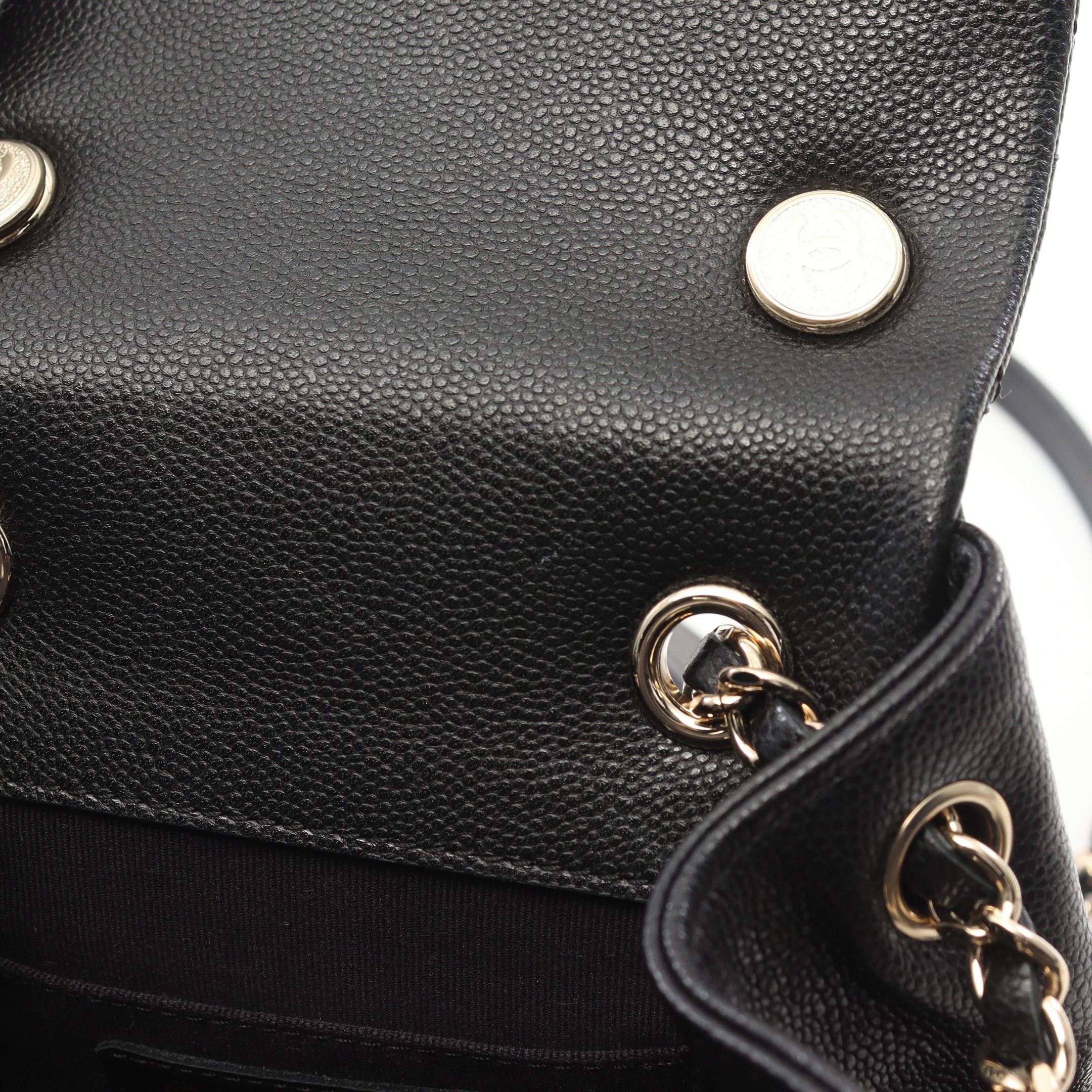 Chanel Chanel Matelasse Backpack Rucksack Caviar Skin Black Gold Hardware Size ONE SIZE - 7 Thumbnail