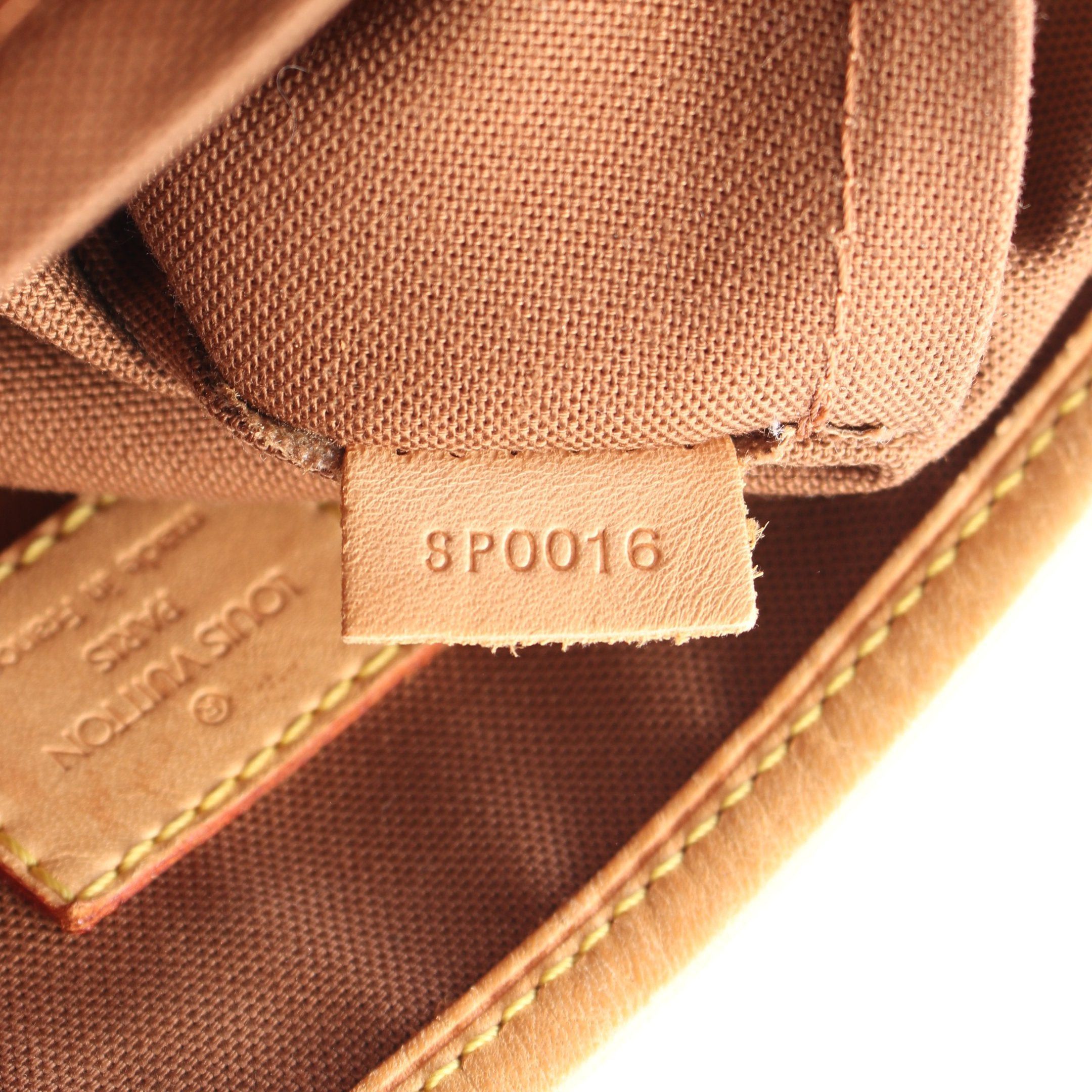 Louis Vuitton Louis Vuitton Batignolles Monogram Handbag Leather Brown Size ONE SIZE - 5 Thumbnail