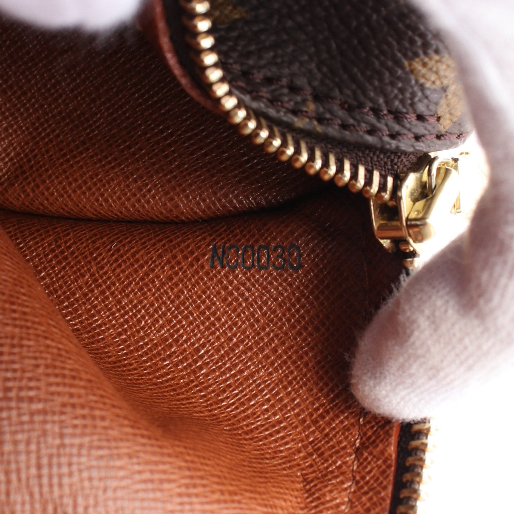Louis Vuitton Louis Vuitton Papillon 30 Monogram Old Model Handbag Leather Brown Size ONE SIZE - 5 Thumbnail