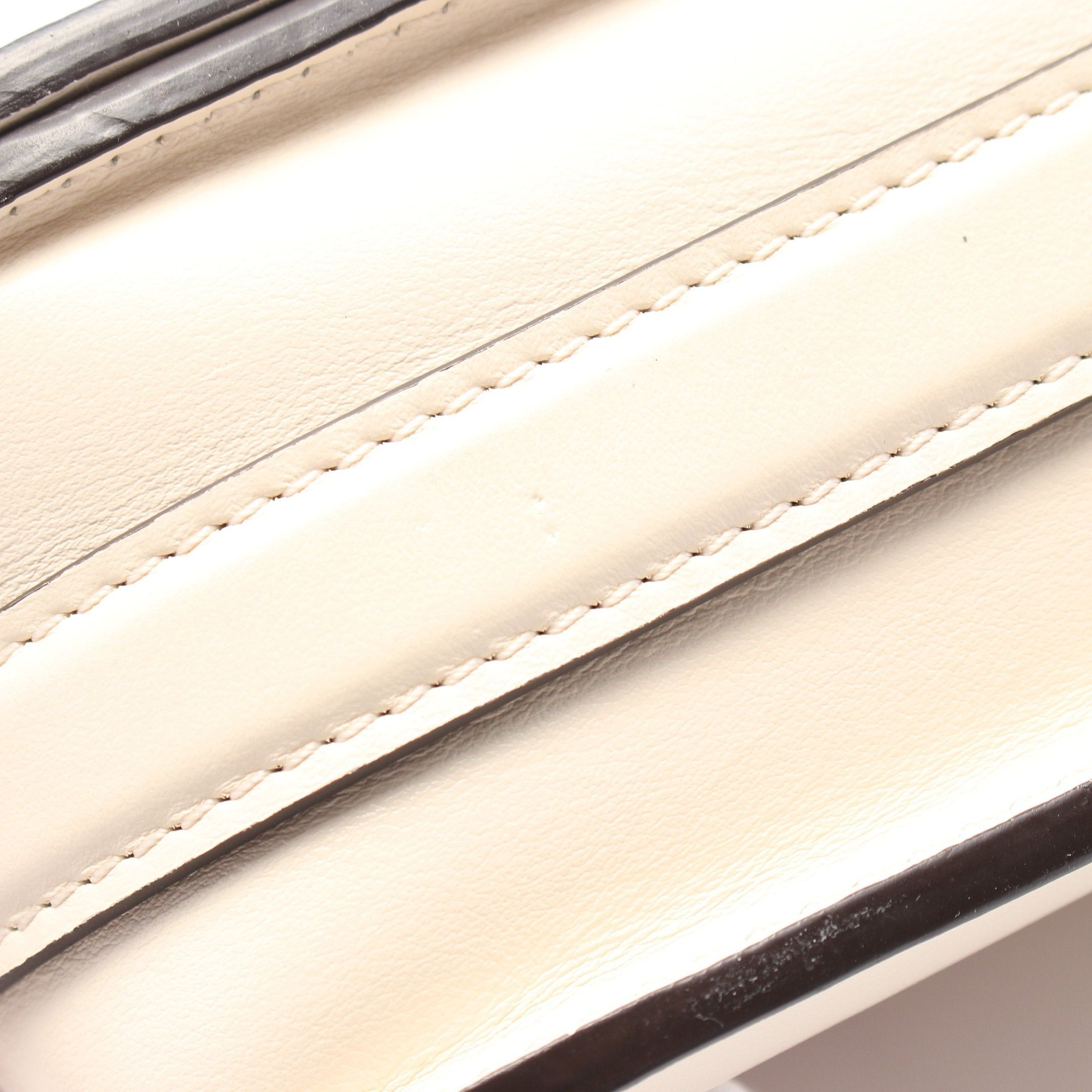 Louis Vuitton Louis Vuitton Lv Pont 9 Neuf Claim Shoulder Bag Leather Ivory Size ONE SIZE - 5 Thumbnail