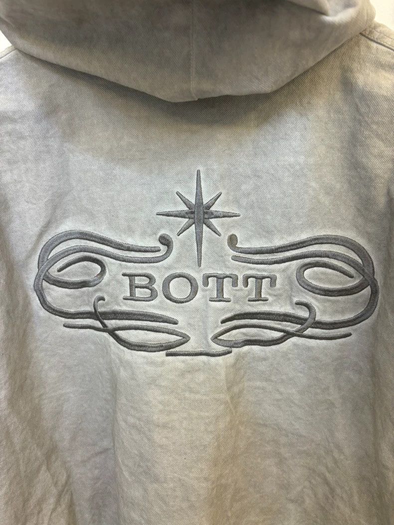 Bottega Veneta Vintage Oversized Hooded Jacket with Embroidery Size US L / EU 52-54 / 3 - 8 Thumbnail