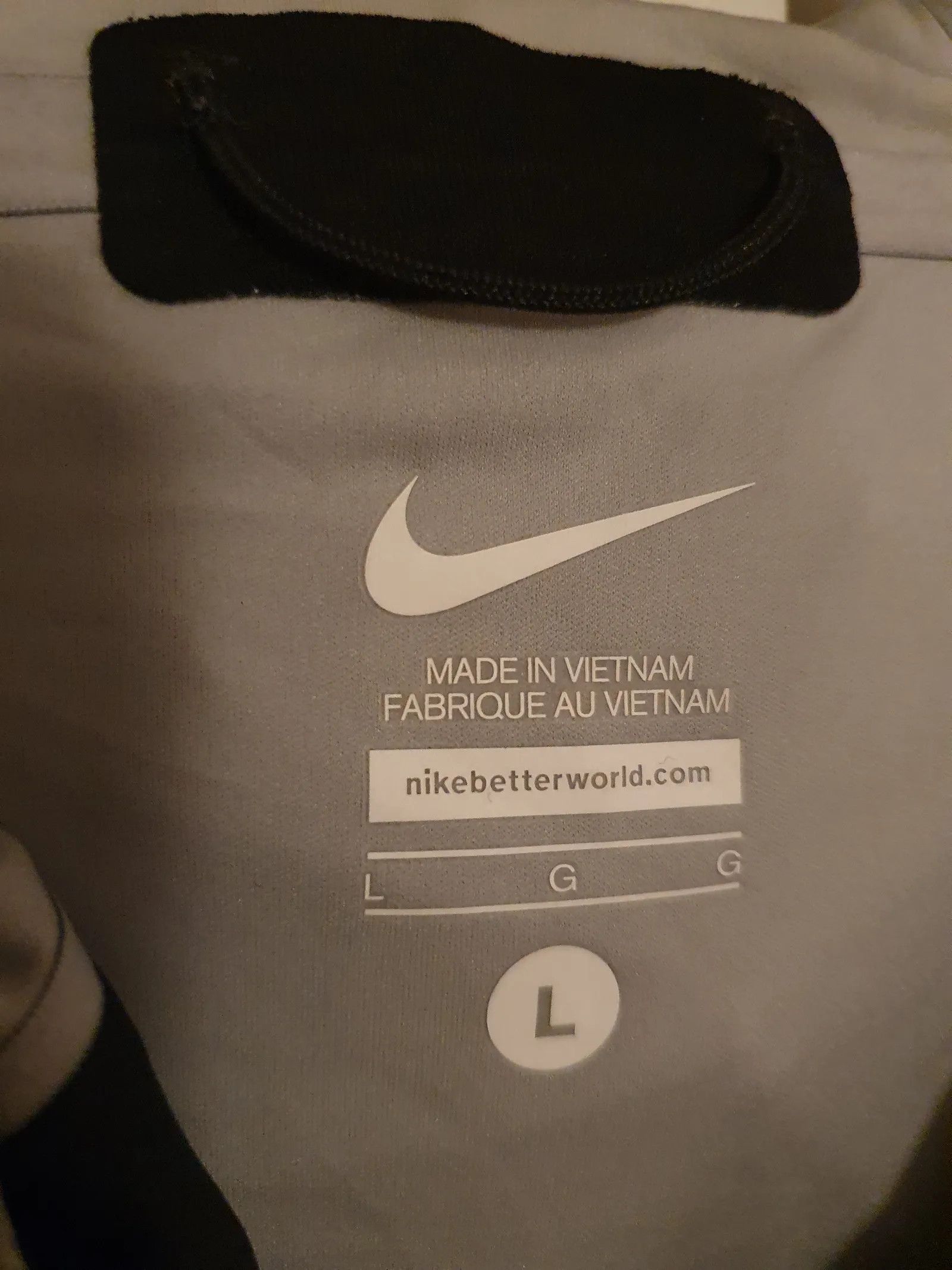 Nike Nike Rain Jacket Size L / US 10 / IT 46 - 2 Thumbnail