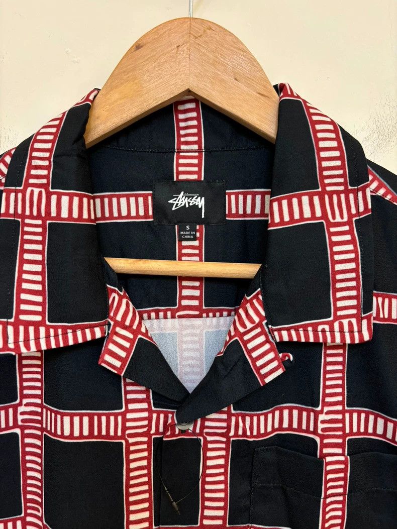 Stussy Stussy Short Sleeve Shirt Japanese Line Size US S / EU 44-46 / 1 - 2 Thumbnail