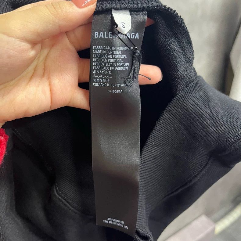 Balenciaga Black Logo Sweatshirt from Balenciaga Size US S / EU 44-46 / 1 - 4 Thumbnail