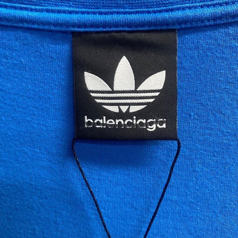 Balenciaga Balenciaga Adidas Blue Logo Short Sleeve T-Shirt Size US M / EU 48-50 / 2 - 3 Thumbnail