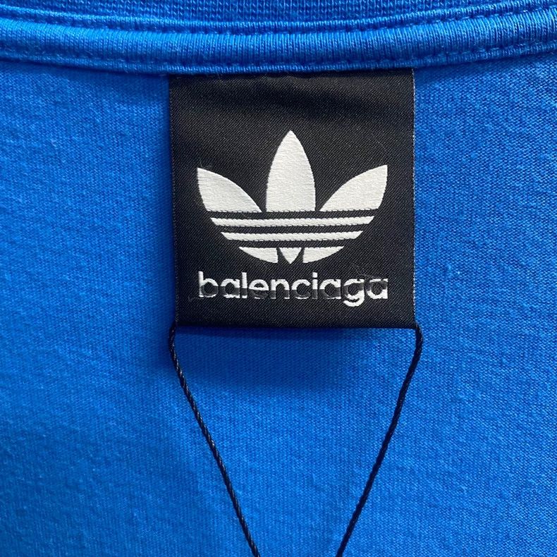 Balenciaga Balenciaga Adidas Blue Embroidered Short Sleeve T-Shirt Size US M / EU 48-50 / 2 - 3 Thumbnail