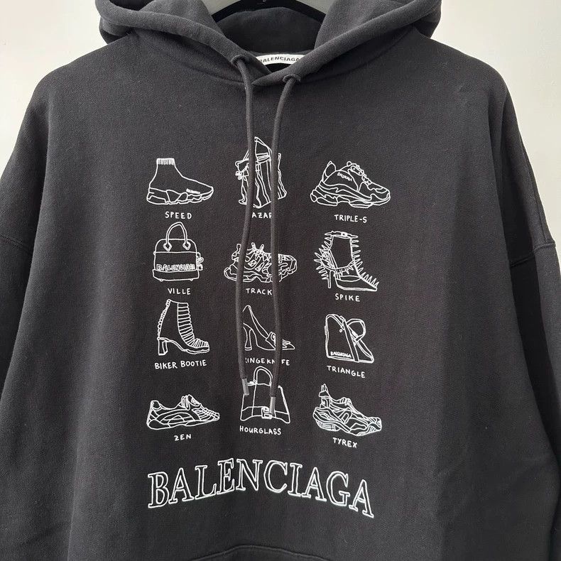 Balenciaga Balenciaga Comic Logo Print Hoodie Size US S / EU 44-46 / 1 - 3 Thumbnail
