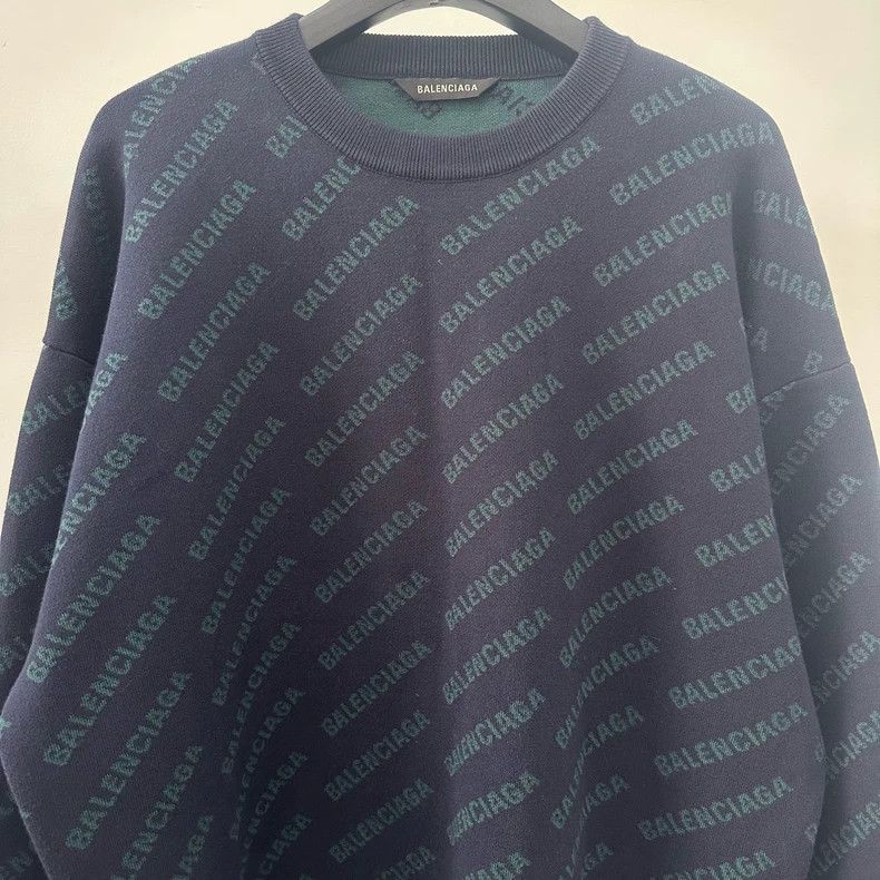 Balenciaga Balenciaga Logo Sweater in Dark Blue Size US M / EU 48-50 / 2 - 3 Thumbnail