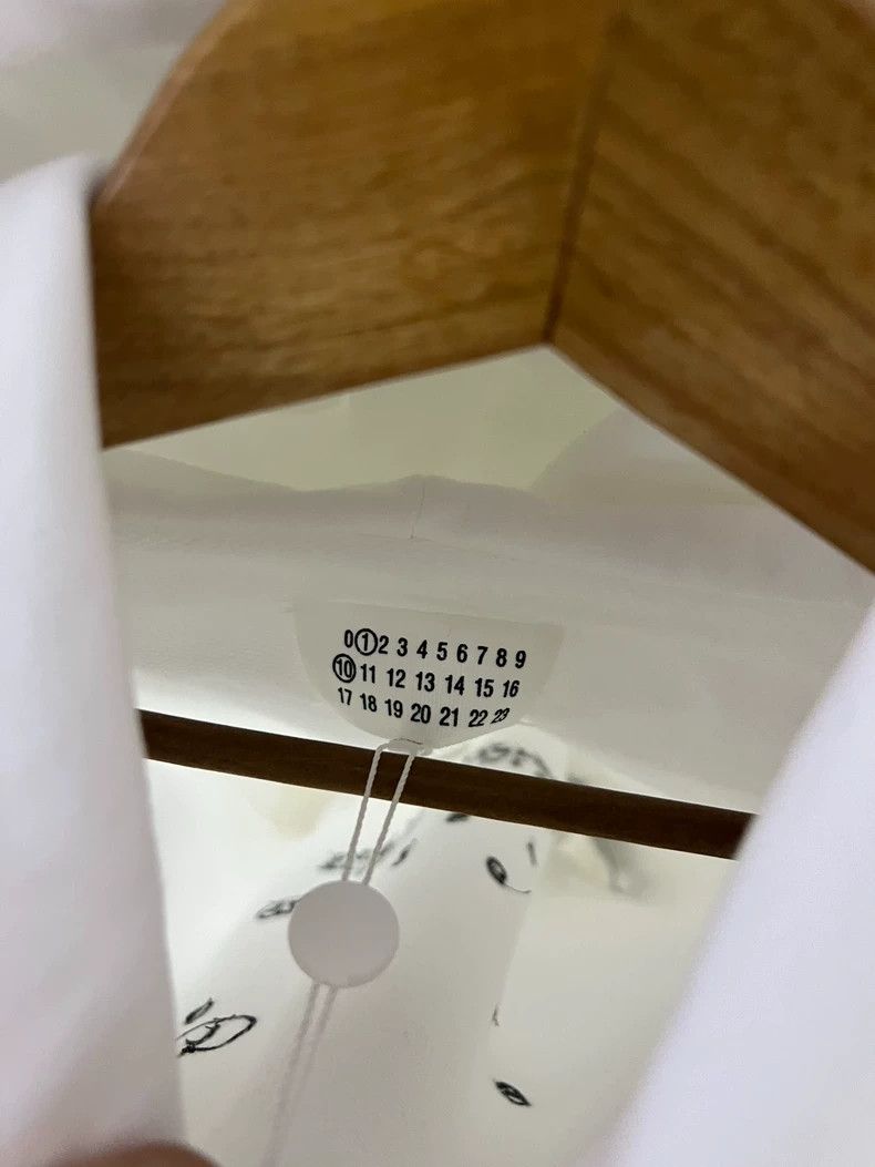 Maison Margiela Maison Margiela White Hoodie for Sale Size US M / EU 48-50 / 2 - 4 Thumbnail