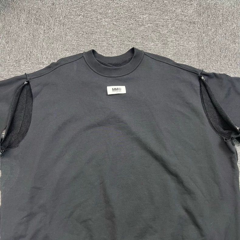Maison Margiela Maison Margiela Black Sweatshirt with Design Size US L / EU 52-54 / 3 - 4 Thumbnail