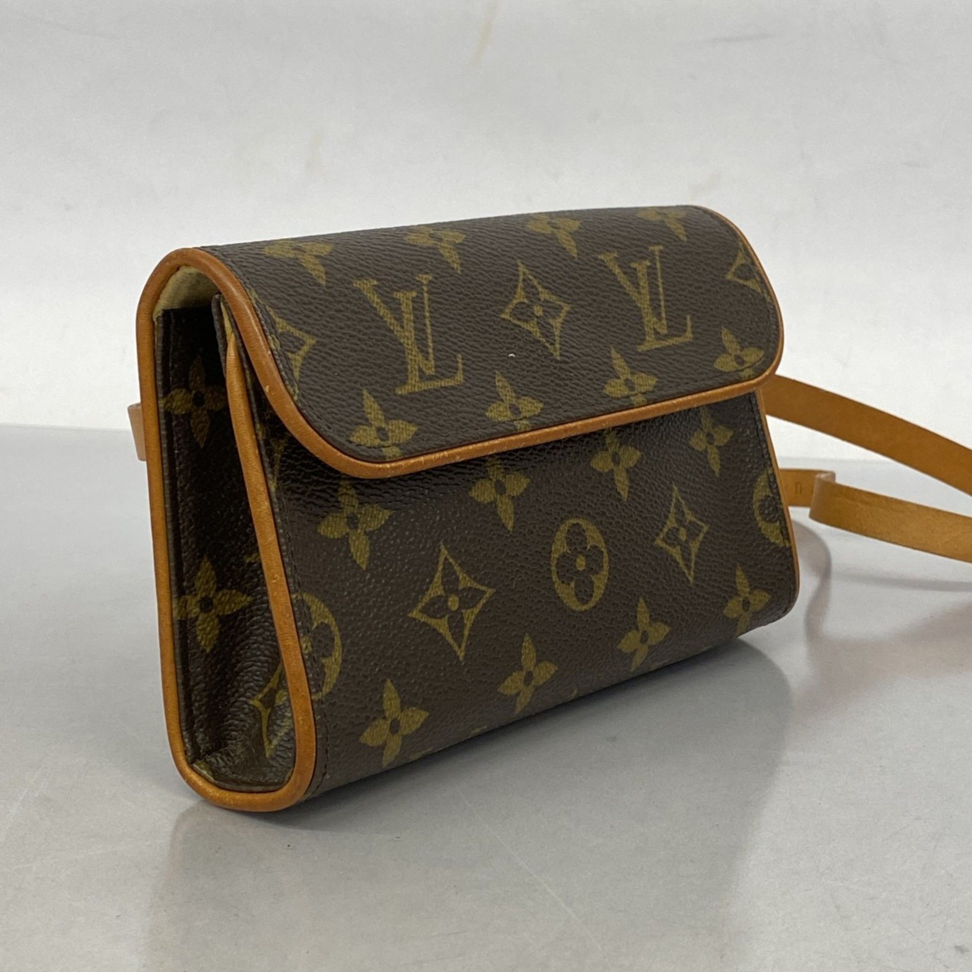 Louis Vuitton Louis Vuitton Florentine clutch Size ONE SIZE - 3 Thumbnail