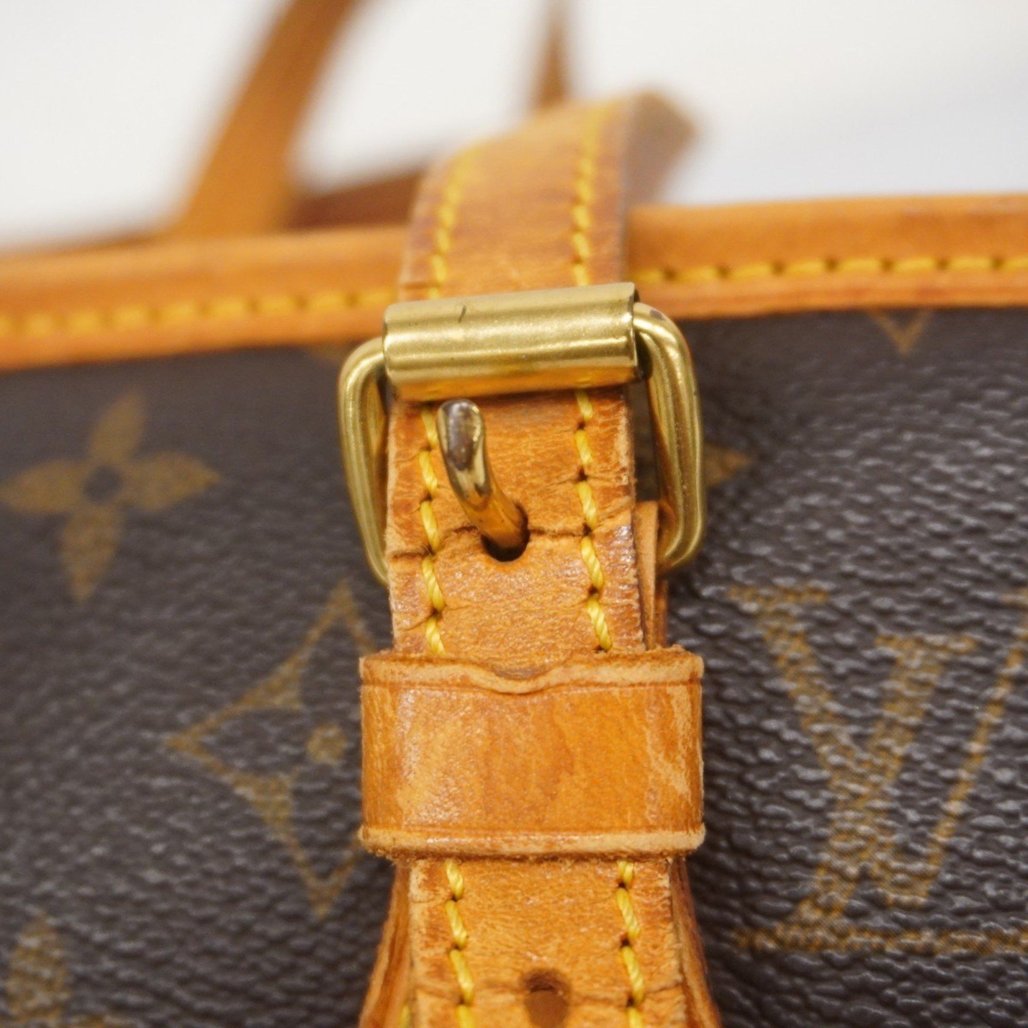 Louis Vuitton Louis Vuitton Bucket PM tote Size ONE SIZE - 11 Thumbnail