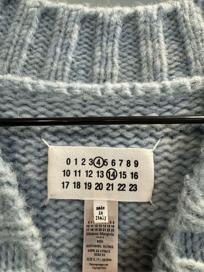 Maison Margiela Cashmere Knit Vest in Tiffany Blue Size US S / EU 44-46 / 1 - 3 Thumbnail