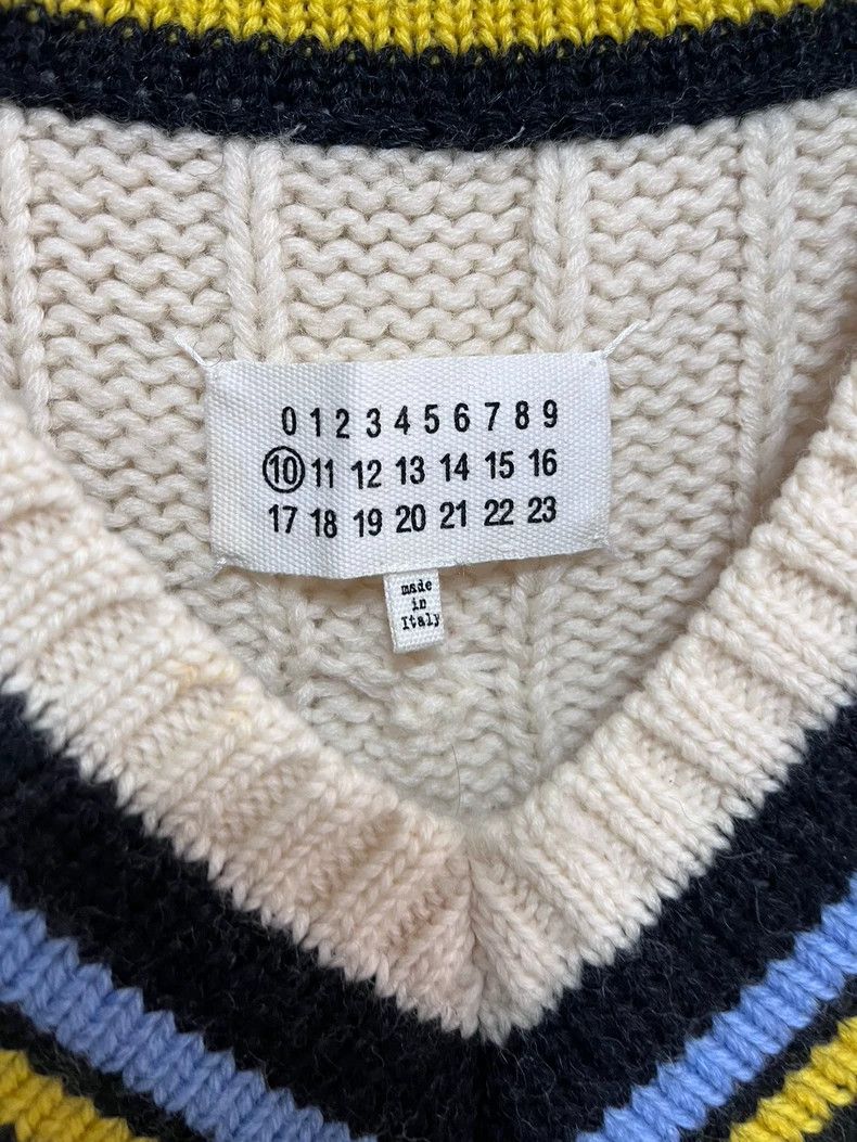 Maison Margiela Knitted Vest by Maison Margiela Size US M / EU 48-50 / 2 - 5 Thumbnail
