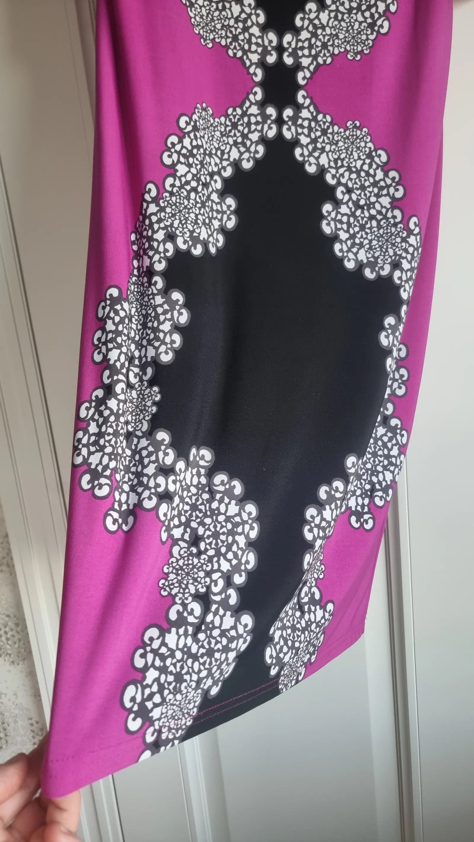 Joseph Ribkoff Joseph Ribkoff Dress Size XS / US 0-2 / IT 36-38 - 4 Thumbnail
