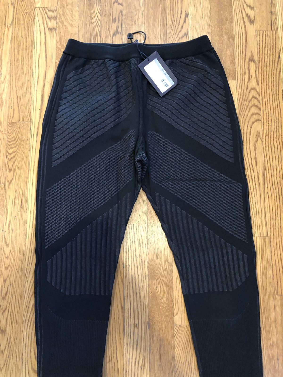 Prada Nylon Tec Leggings BNWT Size US 30 / EU 46 - 1 Thumbnail