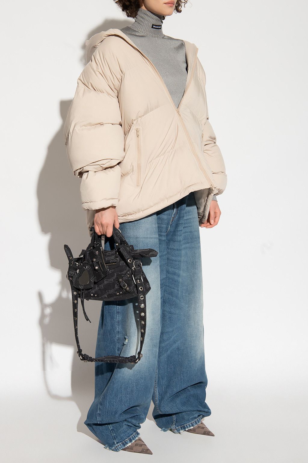 Balenciaga UNISEX HOODED PUFFER JACKET IN IVORY Size US S / EU 44-46 / 1 - 2 Thumbnail