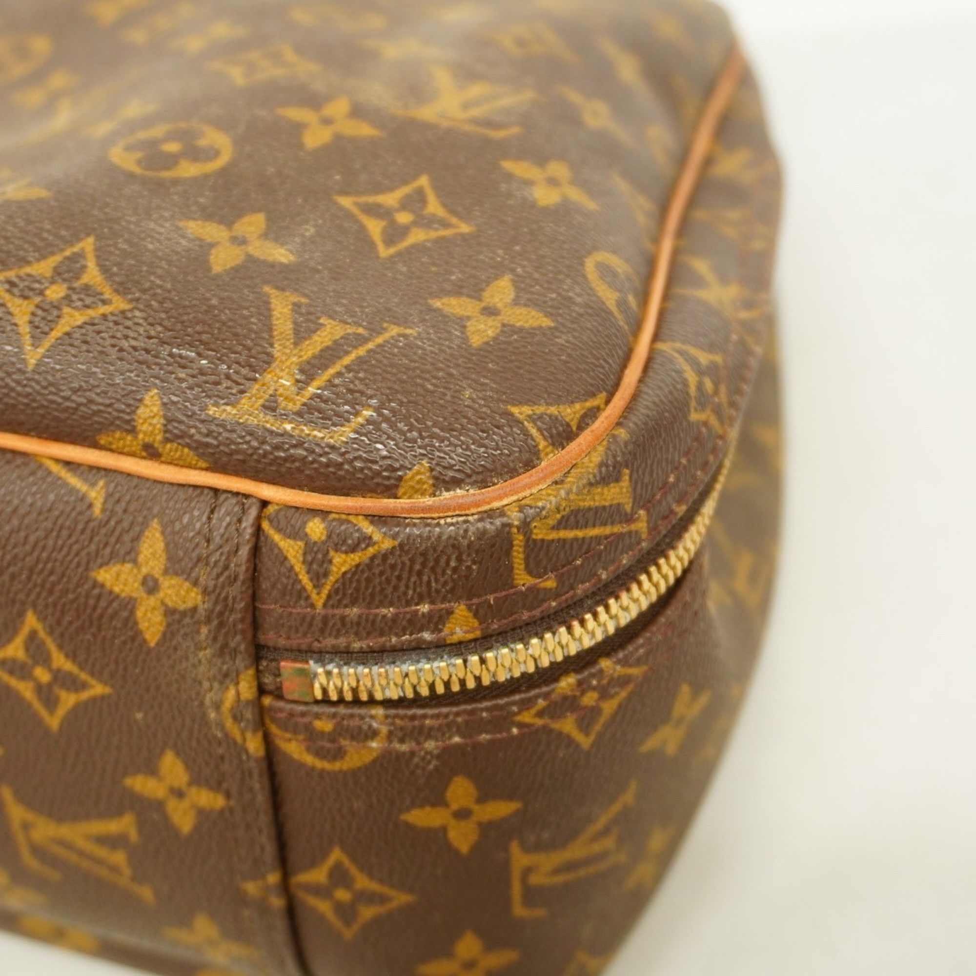 Louis Vuitton Louis Vuitton Excursion handbag Size ONE SIZE - 7 Thumbnail
