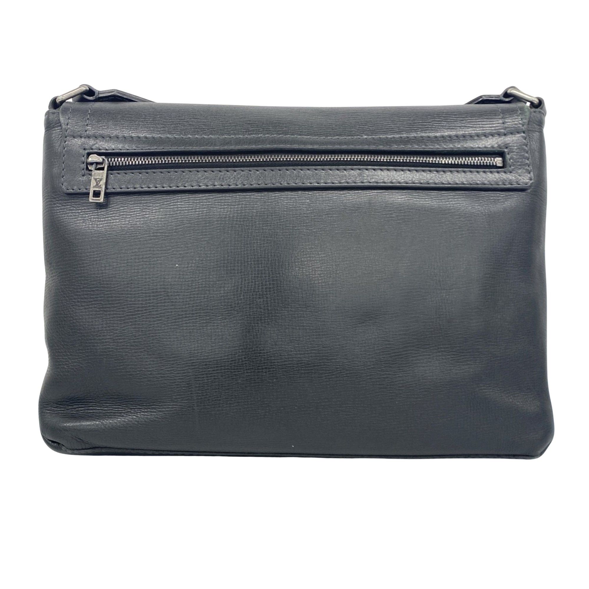 Louis Vuitton Louis Vuitton Utah shoulder Size ONE SIZE - 2 Thumbnail