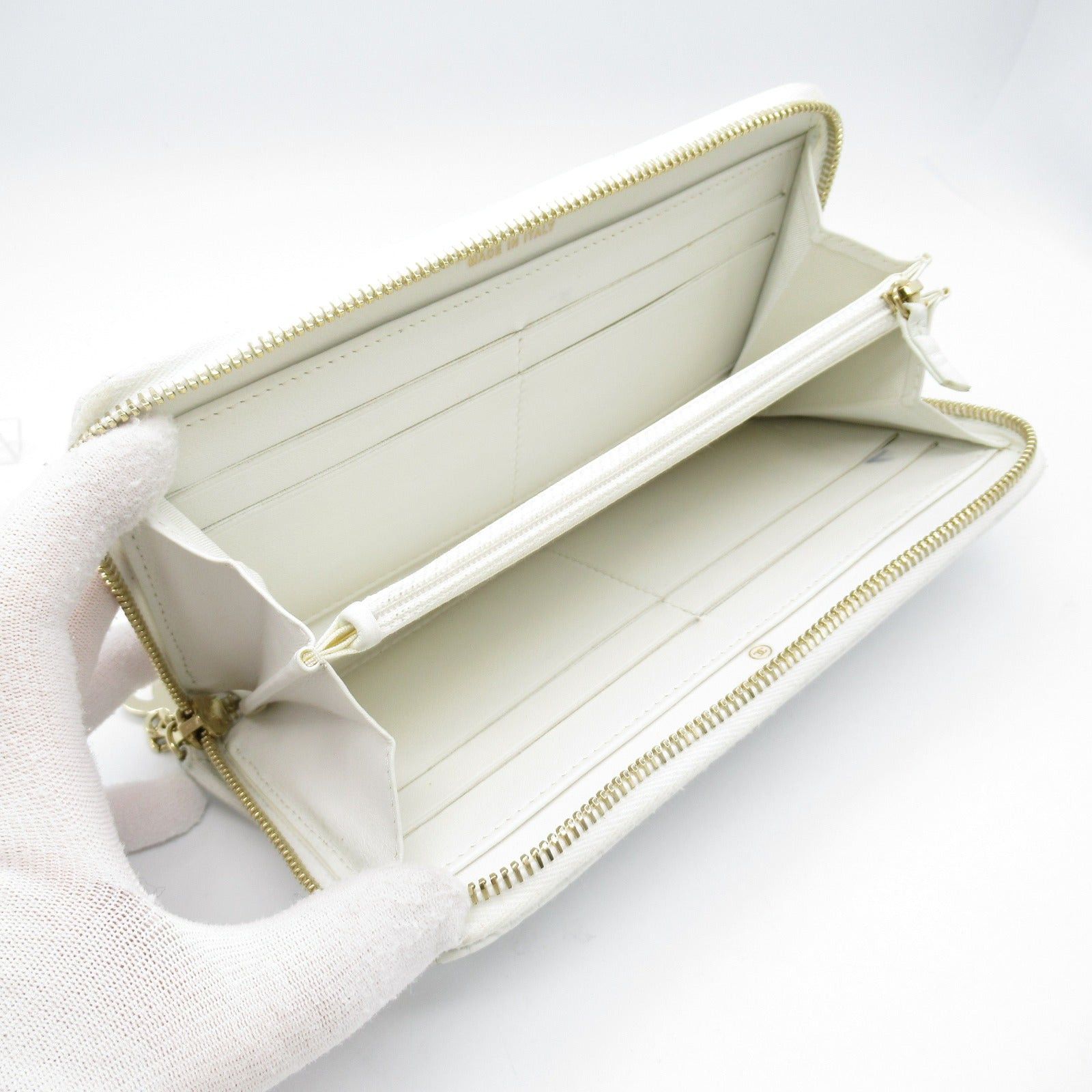 Chanel Chanel Gabriel De Round Long Wallet Zipper Leather White Gold Hardware Size ONE SIZE - 5 Thumbnail