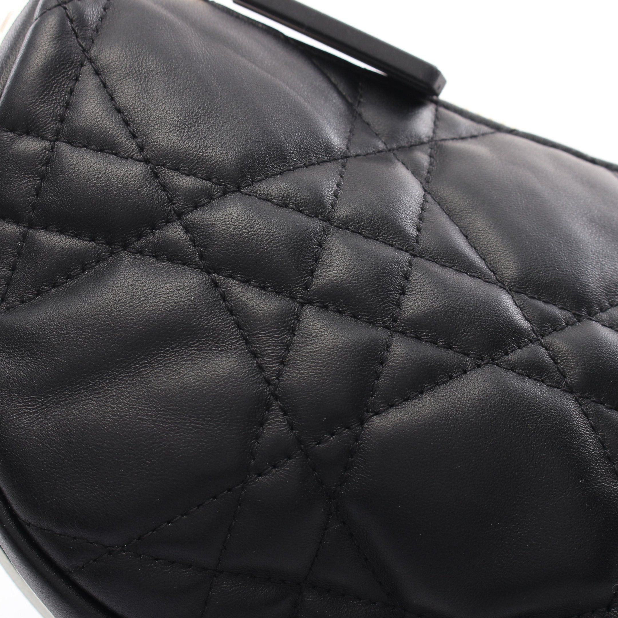 Dior Dior Vibe Small Hobo Canage Chain Shoulder Bag Leather Black White Size ONE SIZE - 11 Thumbnail