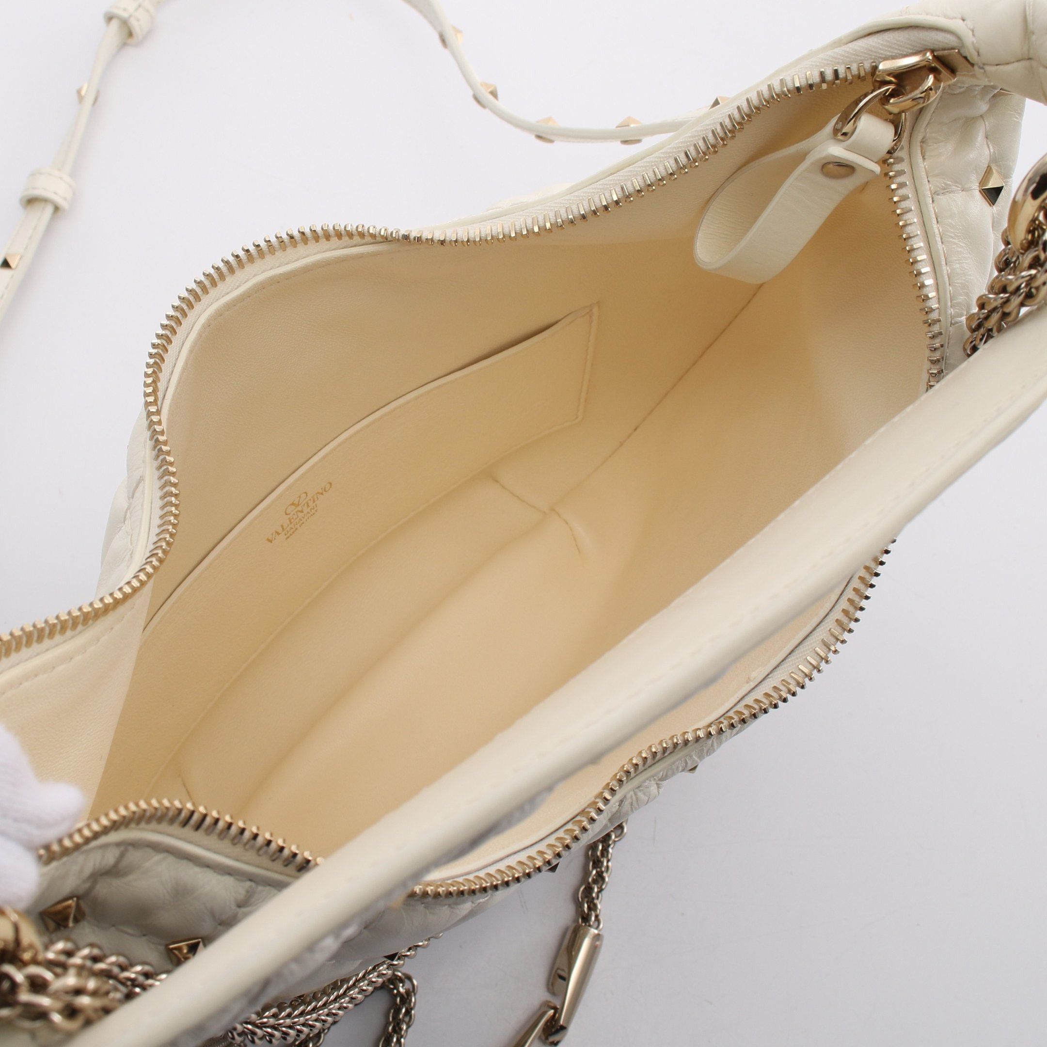 Valentino Valentino Rockstud Small Hobo Bag Handbag Leather Ivory Size ONE SIZE - 3 Thumbnail