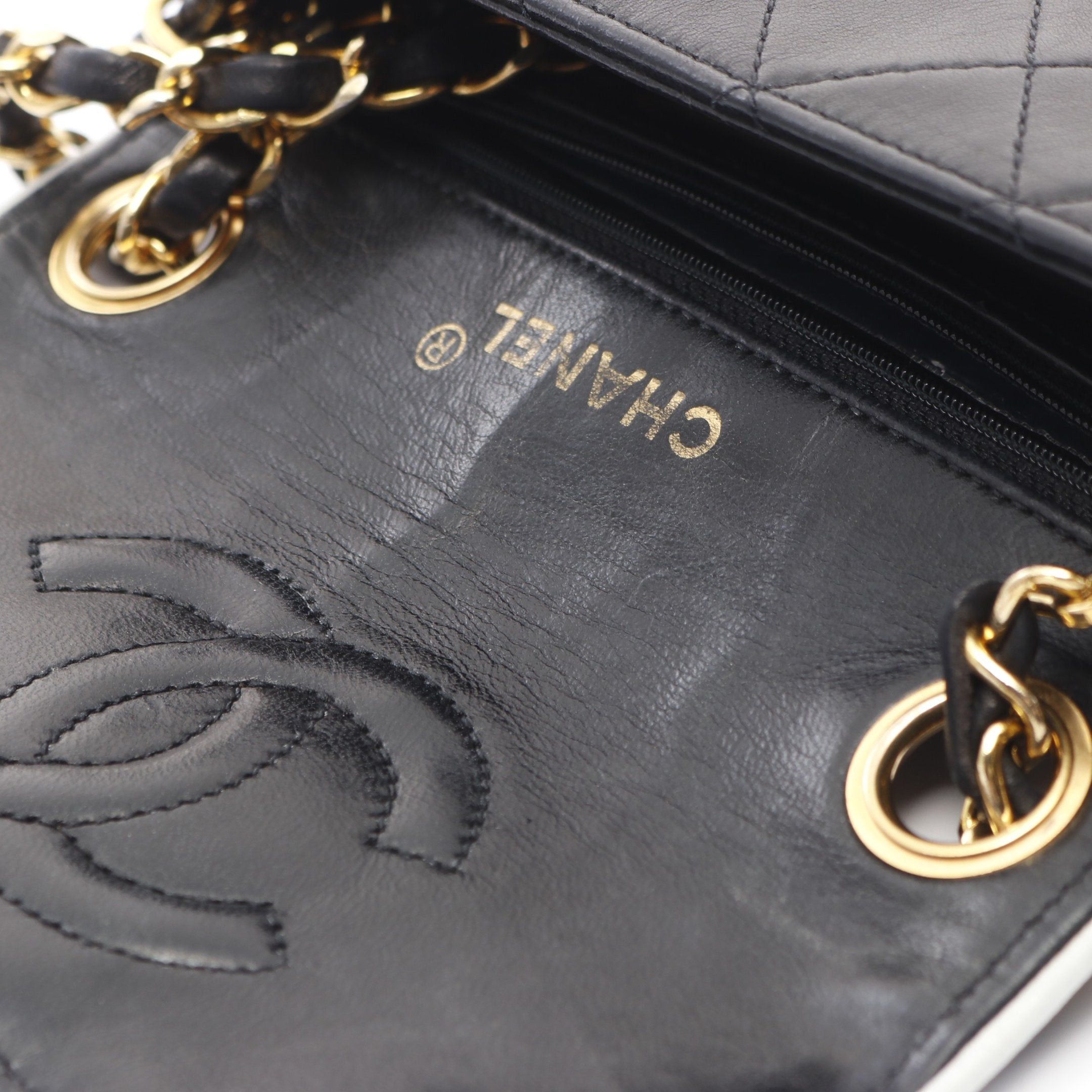 Chanel Chanel Mini Matelasse Chain Shoulder Bag Lambskin Black White Gold Hardware Bicolor Size ONE SIZE - 14 Thumbnail