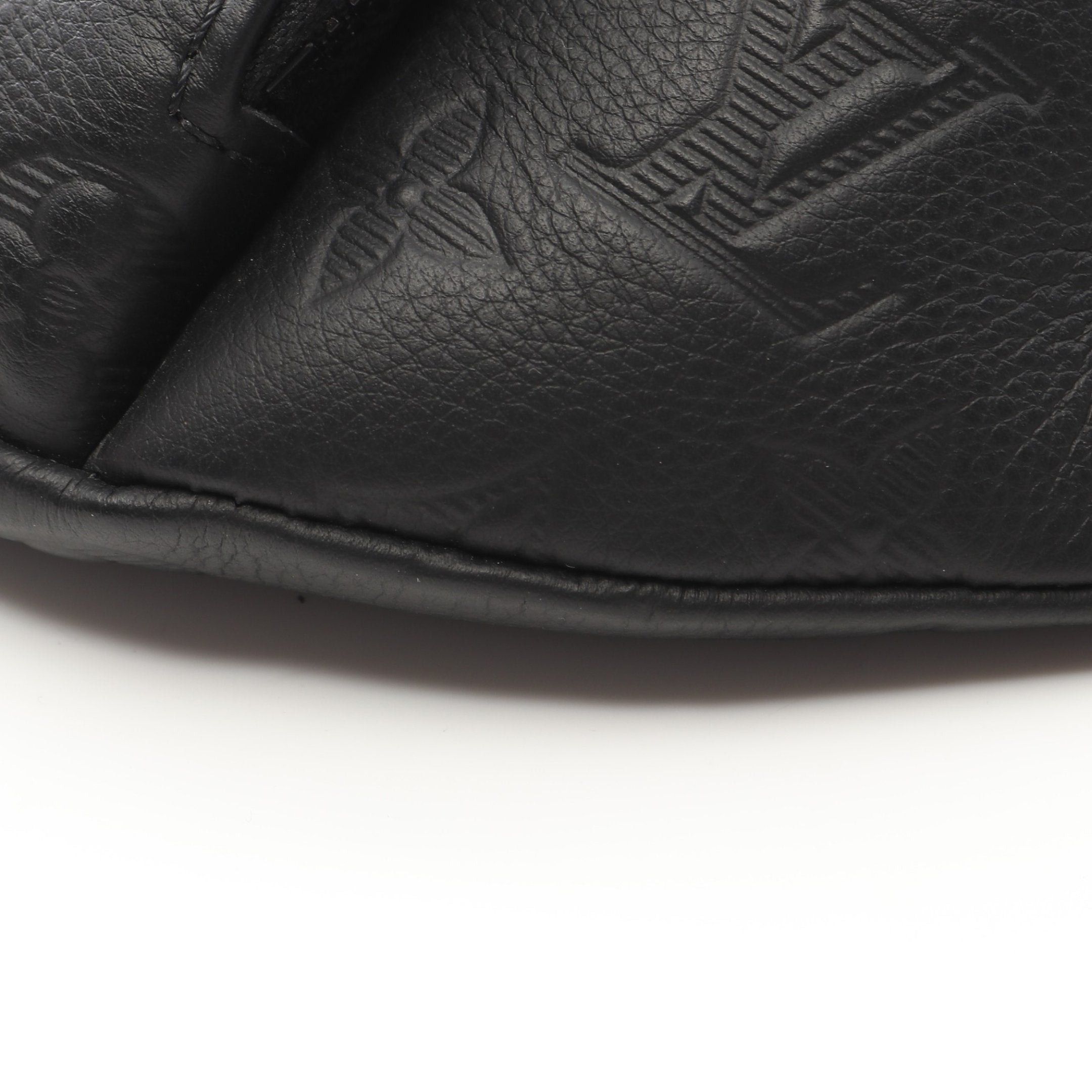 Louis Vuitton Louis Vuitton Rush Bum Bag Monogram Shadow Body Waist Leather Black Size ONE SIZE - 5 Thumbnail