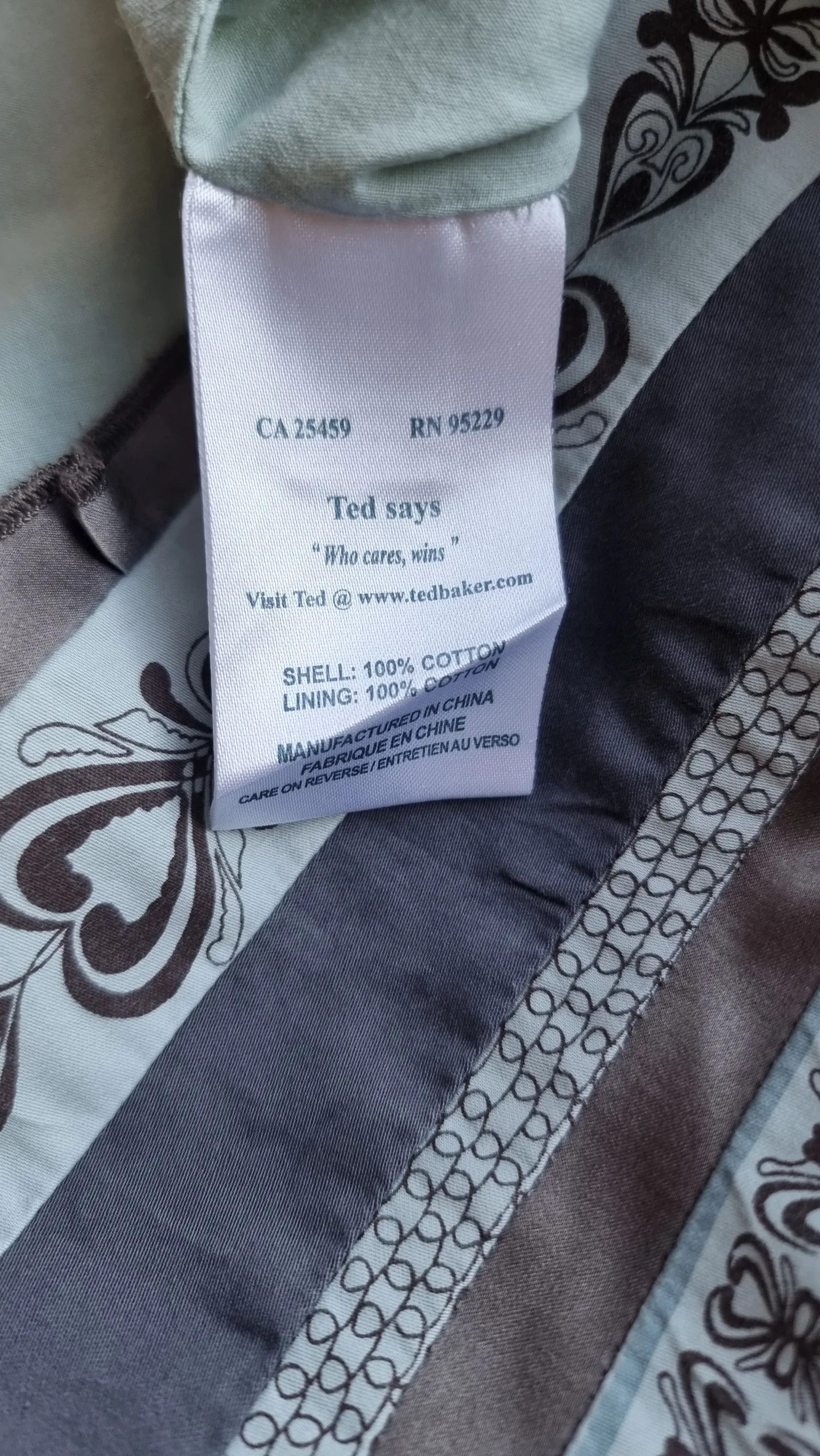 Ted Baker Ted Baker TED says " Who cares , wins " Skirt Size 28" / US 6 / IT 42 - 3 Thumbnail