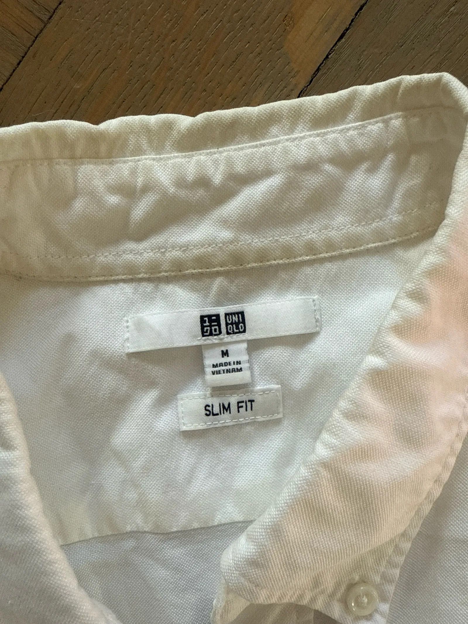 Uniqlo Uniqlo Shirt Size M / US 6-8 / IT 42-44 - 2 Thumbnail