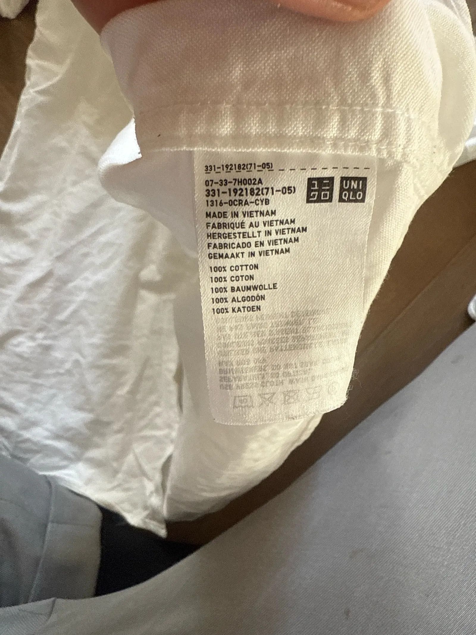 Uniqlo Uniqlo Shirt Size M / US 6-8 / IT 42-44 - 3 Thumbnail