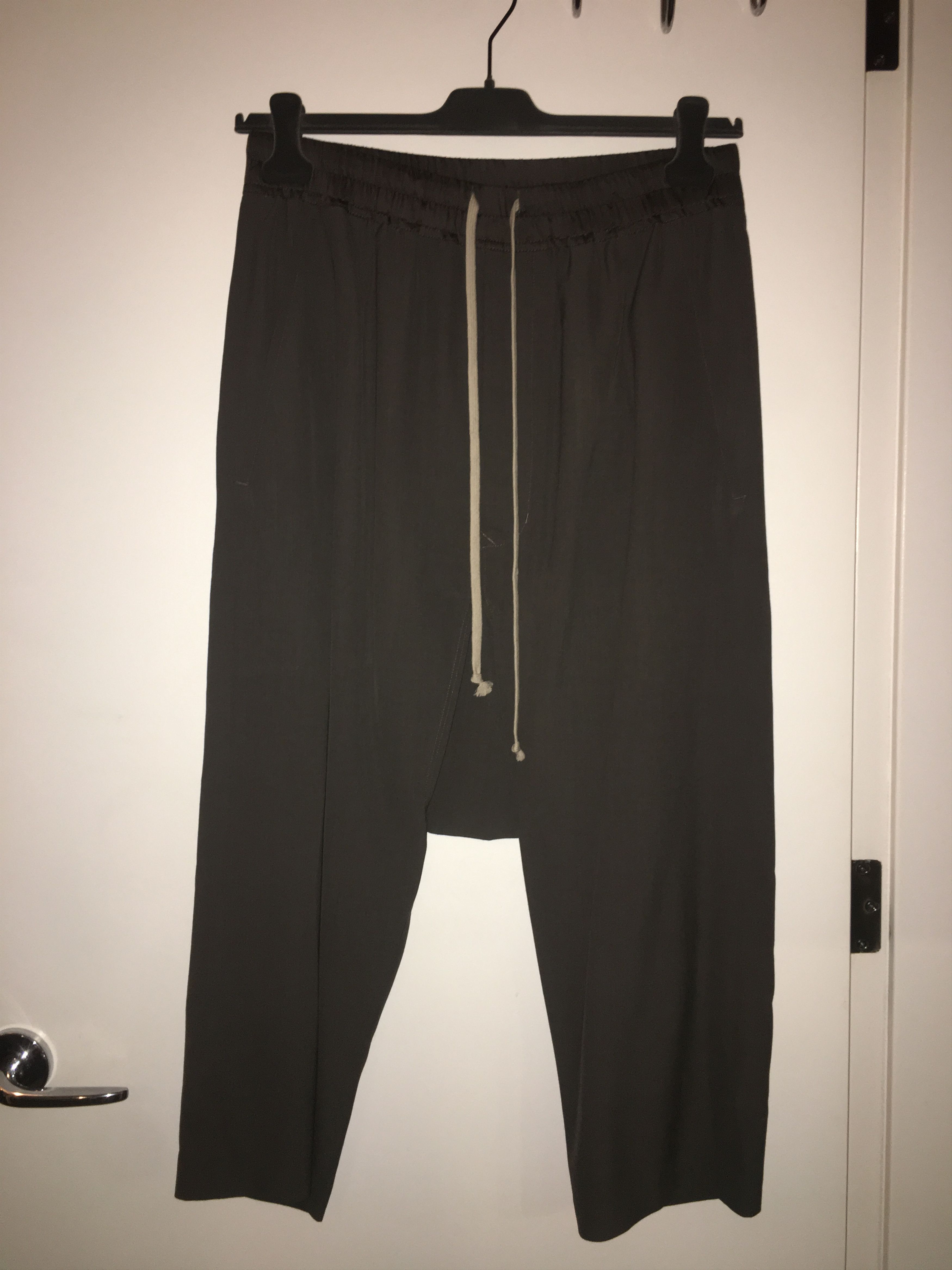 Rick Owens Cropped drawstring dark dust trousers Size US 30 / EU 46 - 1 Thumbnail