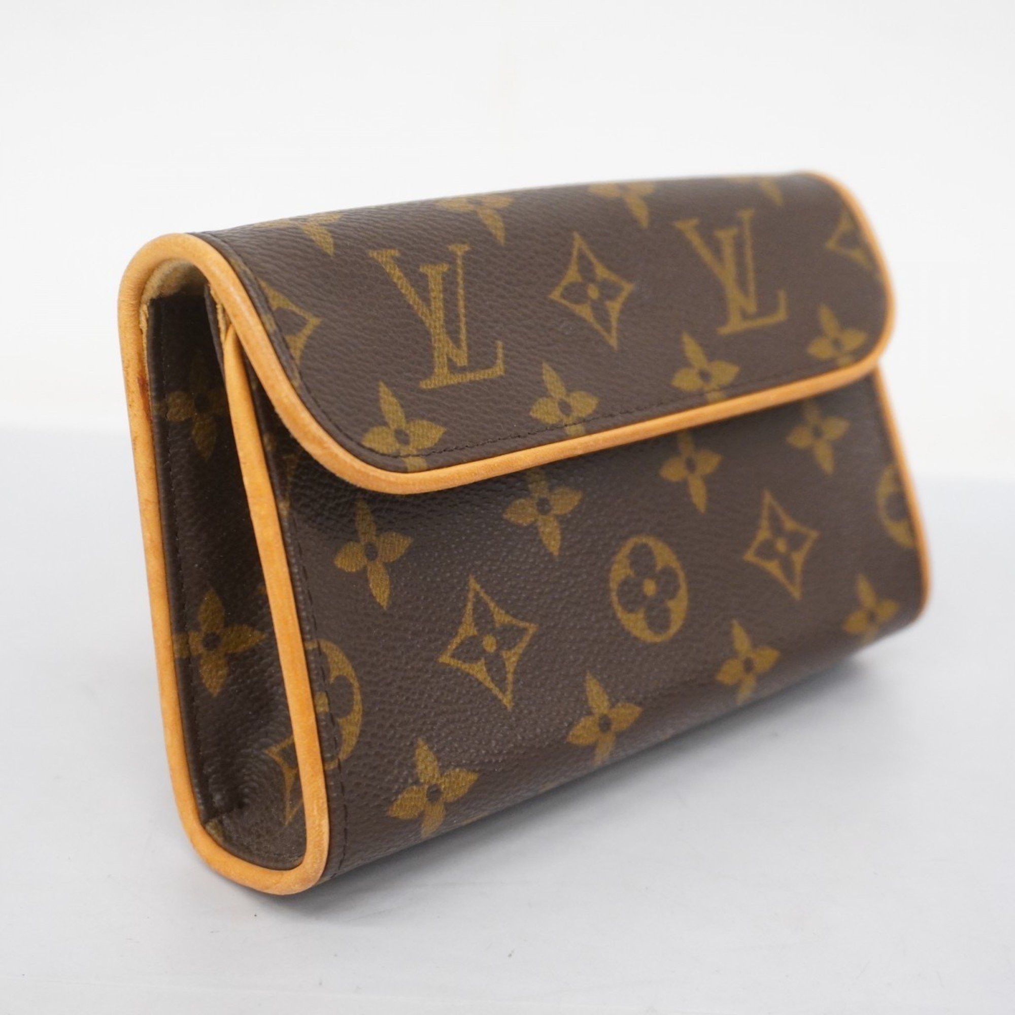 Louis Vuitton Louis Vuitton Florentine clutch Size ONE SIZE - 3 Thumbnail