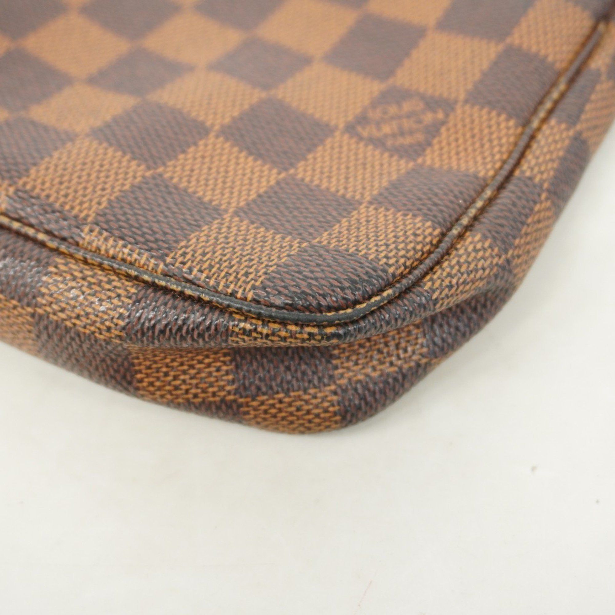 Louis Vuitton Louis Vuitton Pochette Accessoire clutch Size ONE SIZE - 7 Thumbnail