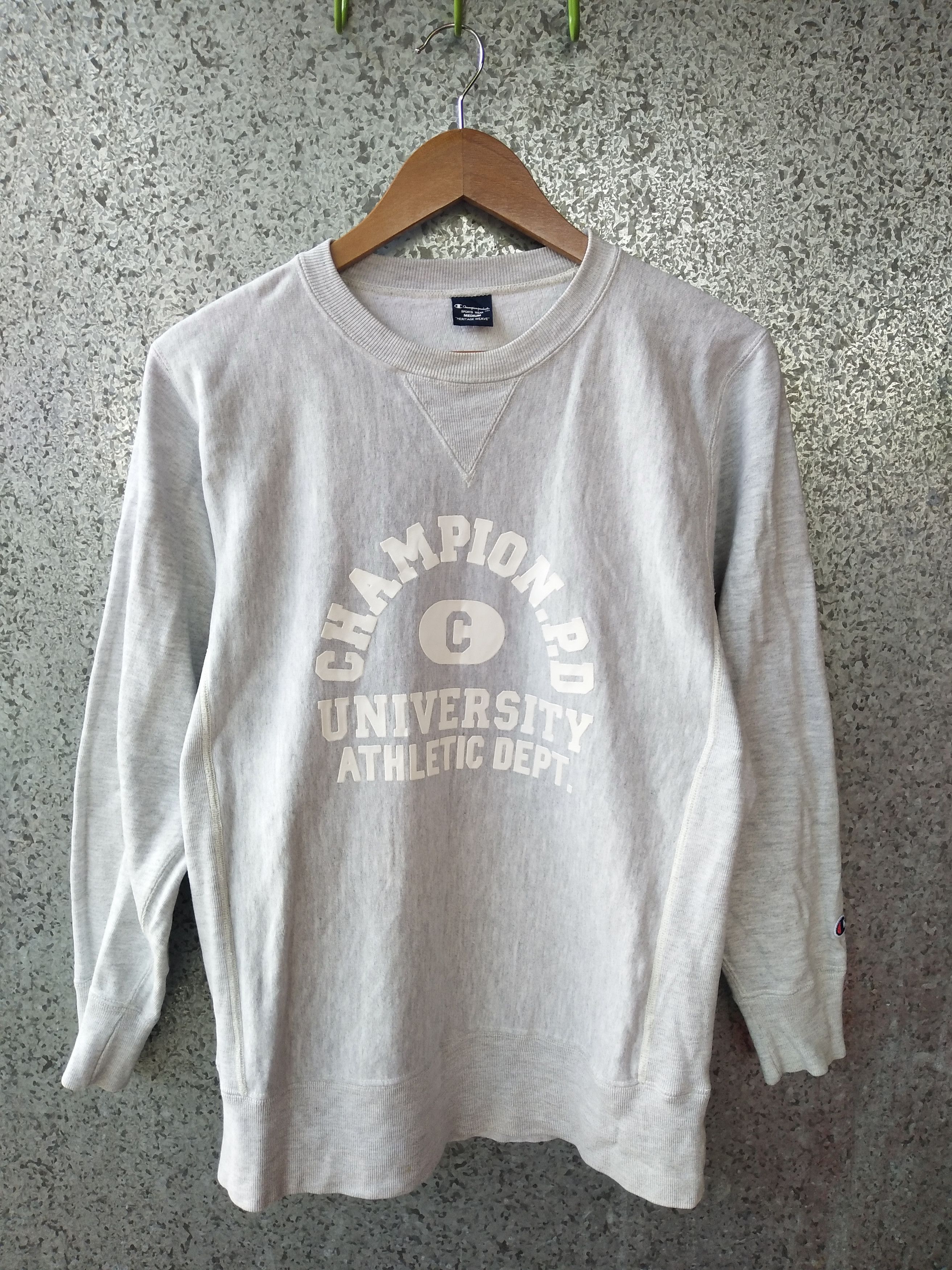Champion 🔥VTG 90s Vtg Champion sweatshirt Champion University Size US M / EU 48-50 / 2 - 1 Thumbnail
