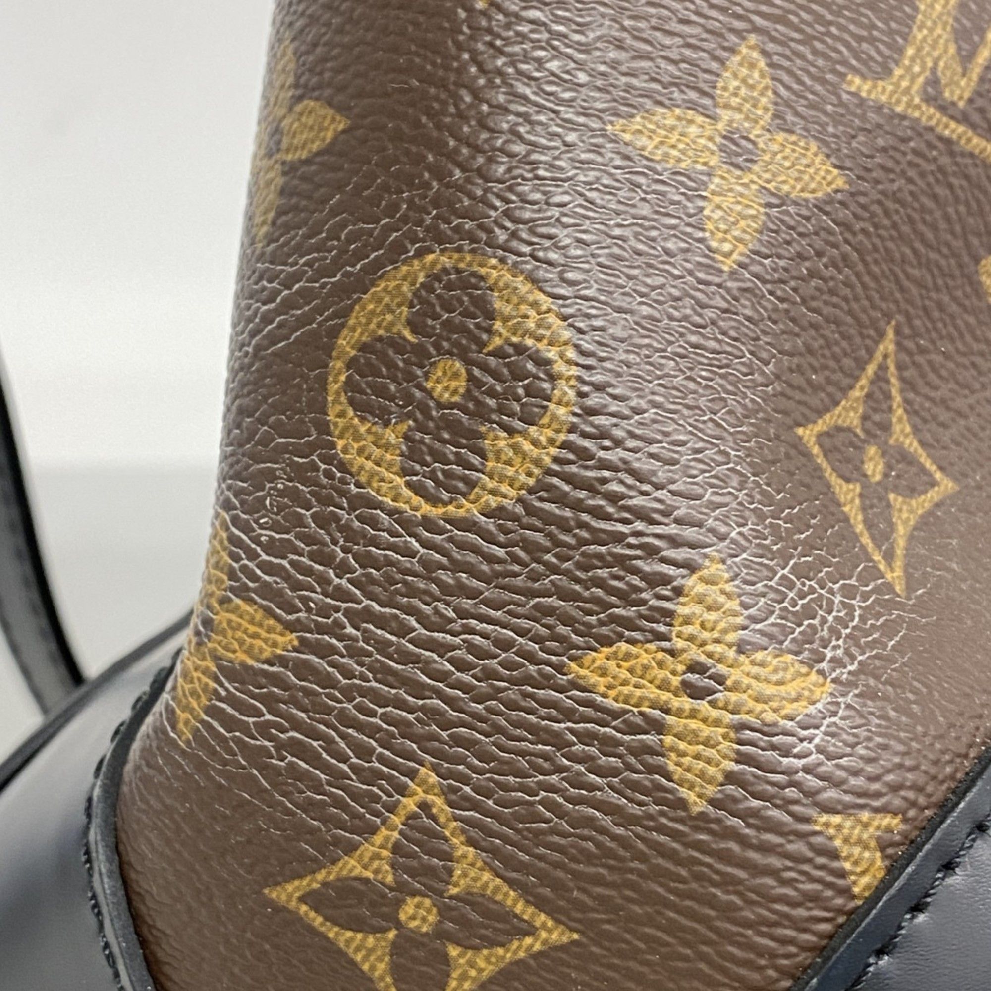 Louis Vuitton Louis Vuitton Phenix handbag Size ONE SIZE - 10 Thumbnail