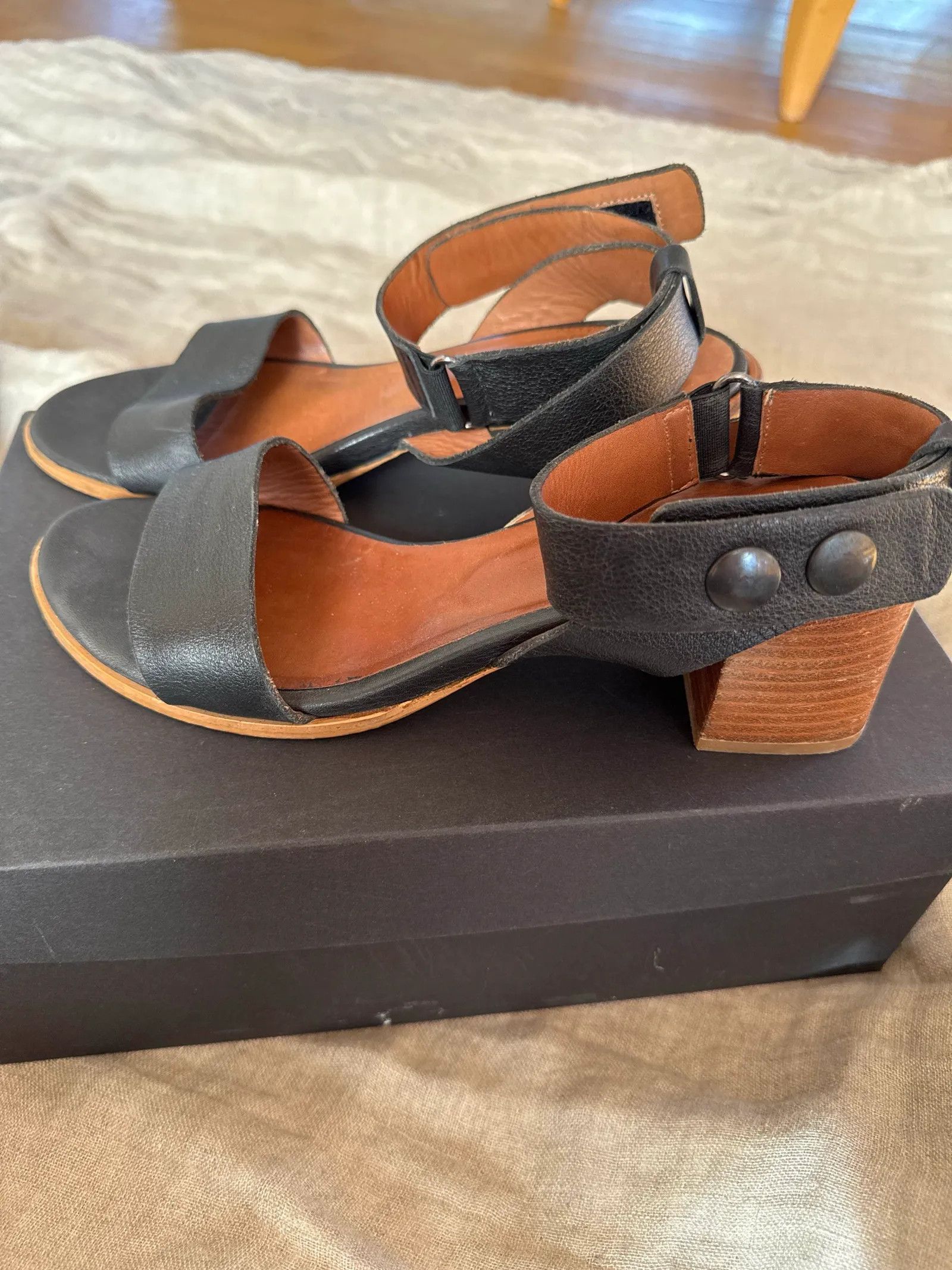 Filippa K Filippa K Jordan sqaure heel sandal Heels Size US 8 / IT 38 - 3 Thumbnail