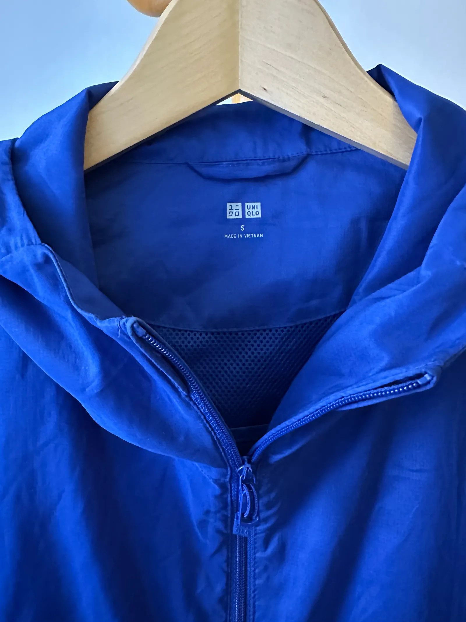 Uniqlo Uniqlo Jacket Size S / US 4 / IT 40 - 2 Thumbnail