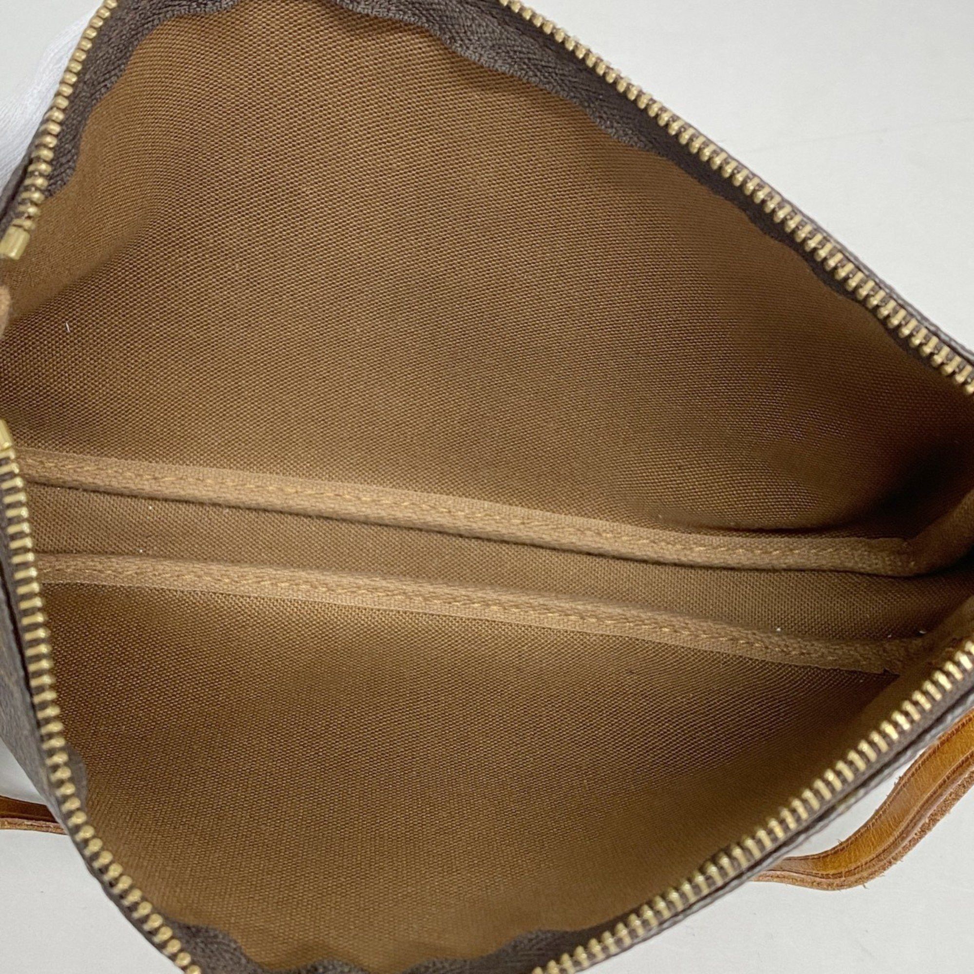 Louis Vuitton Louis Vuitton Pochette Accessoire clutch Size ONE SIZE - 9 Thumbnail