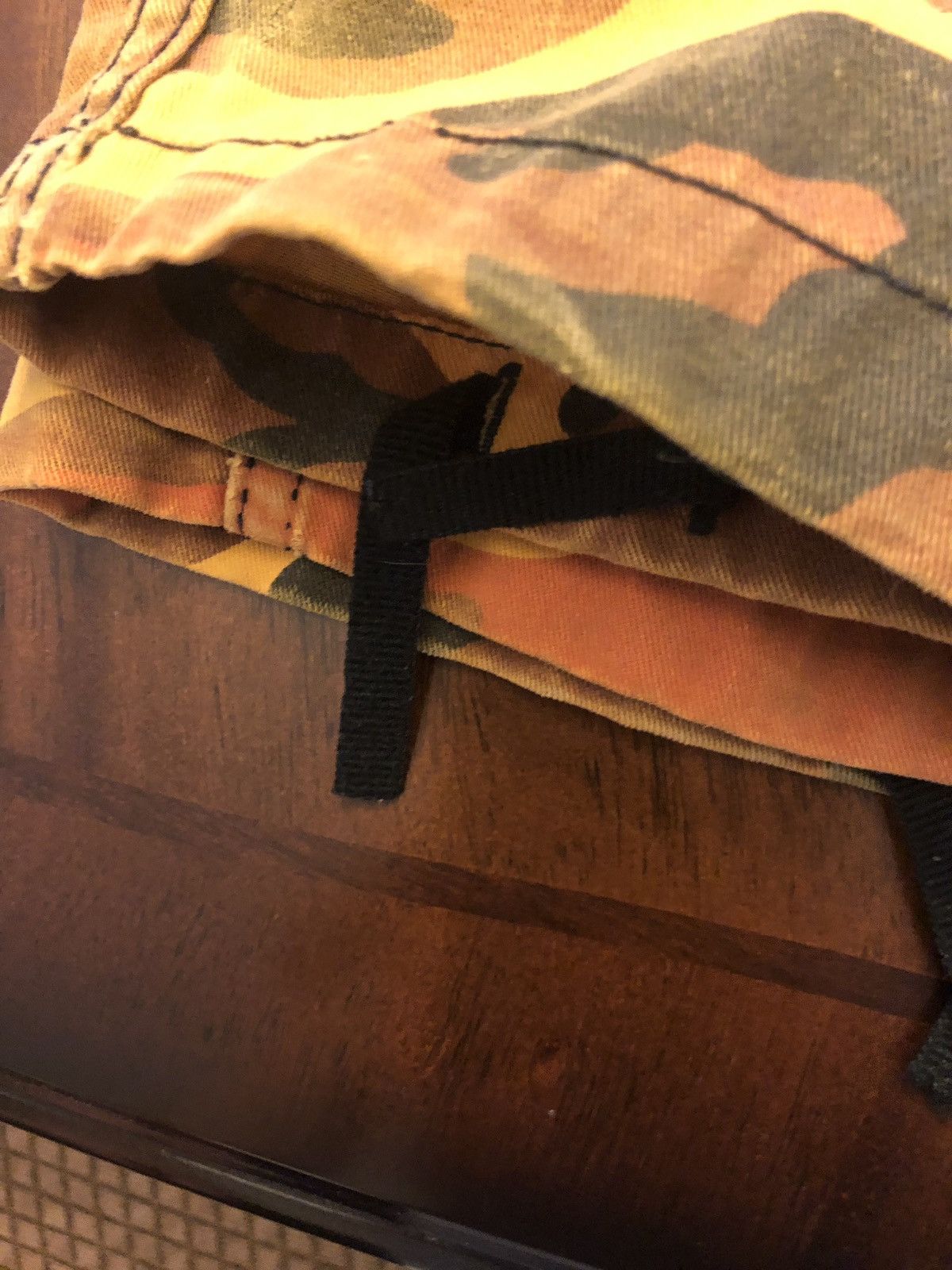 Vintage Vintage 90’s Orange Camouflage Cargo Pants Adjustable Size US 31 - 6 Thumbnail